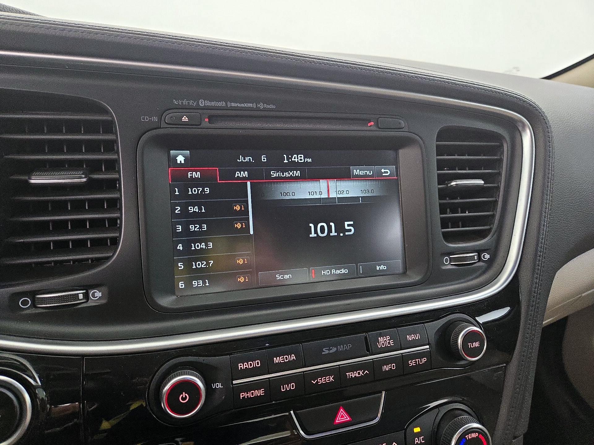 Thumbnail: 2015 Kia Optima - 16