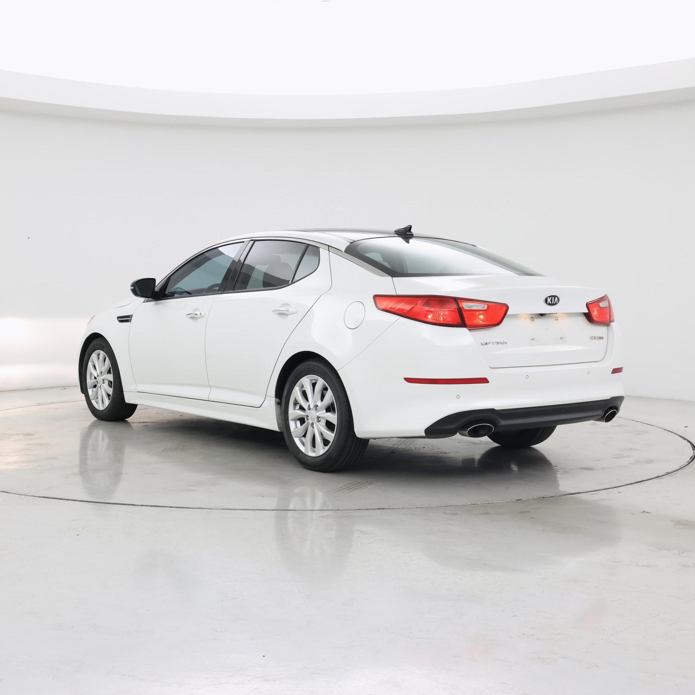 Thumbnail: 2015 Kia Optima - 2