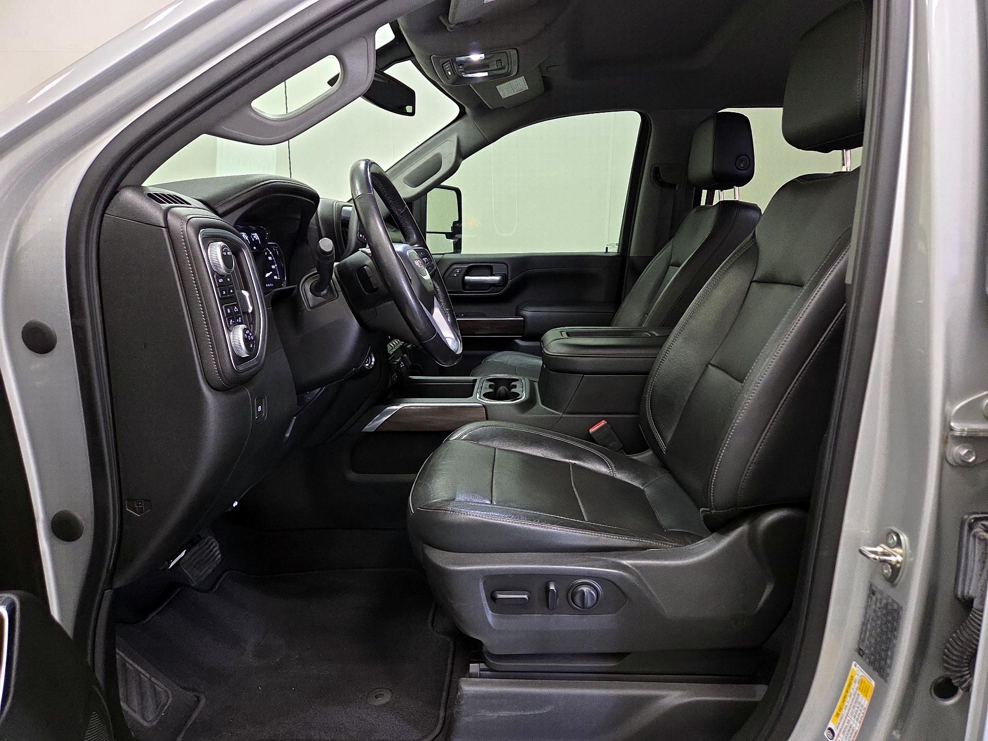 Thumbnail: 2020 GMC Sierra 3500 - 11