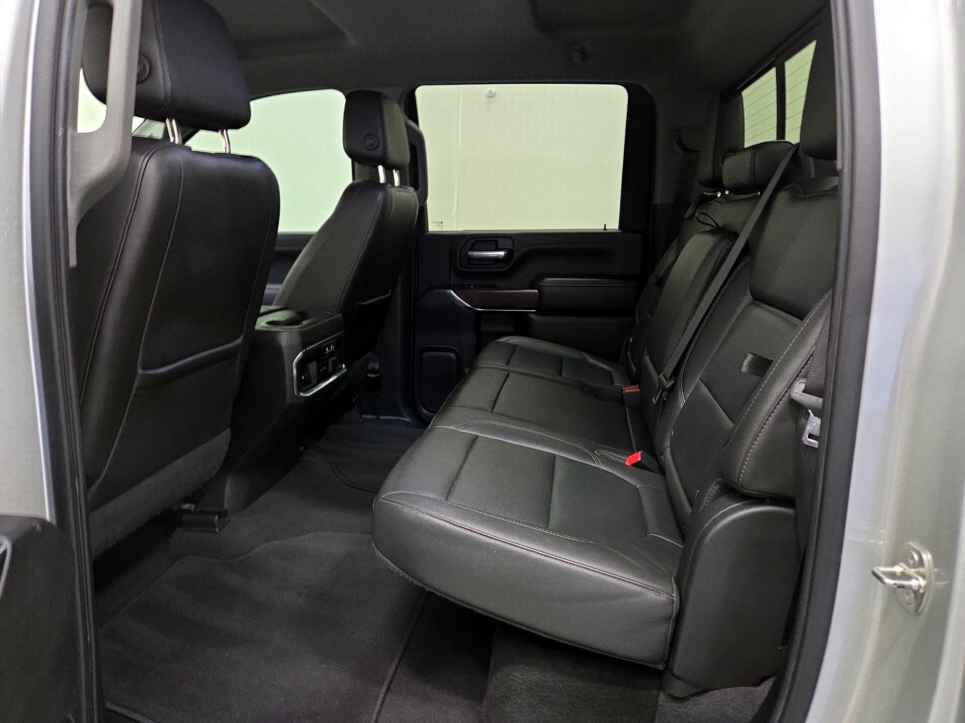 Thumbnail: 2020 GMC Sierra 3500 - 19