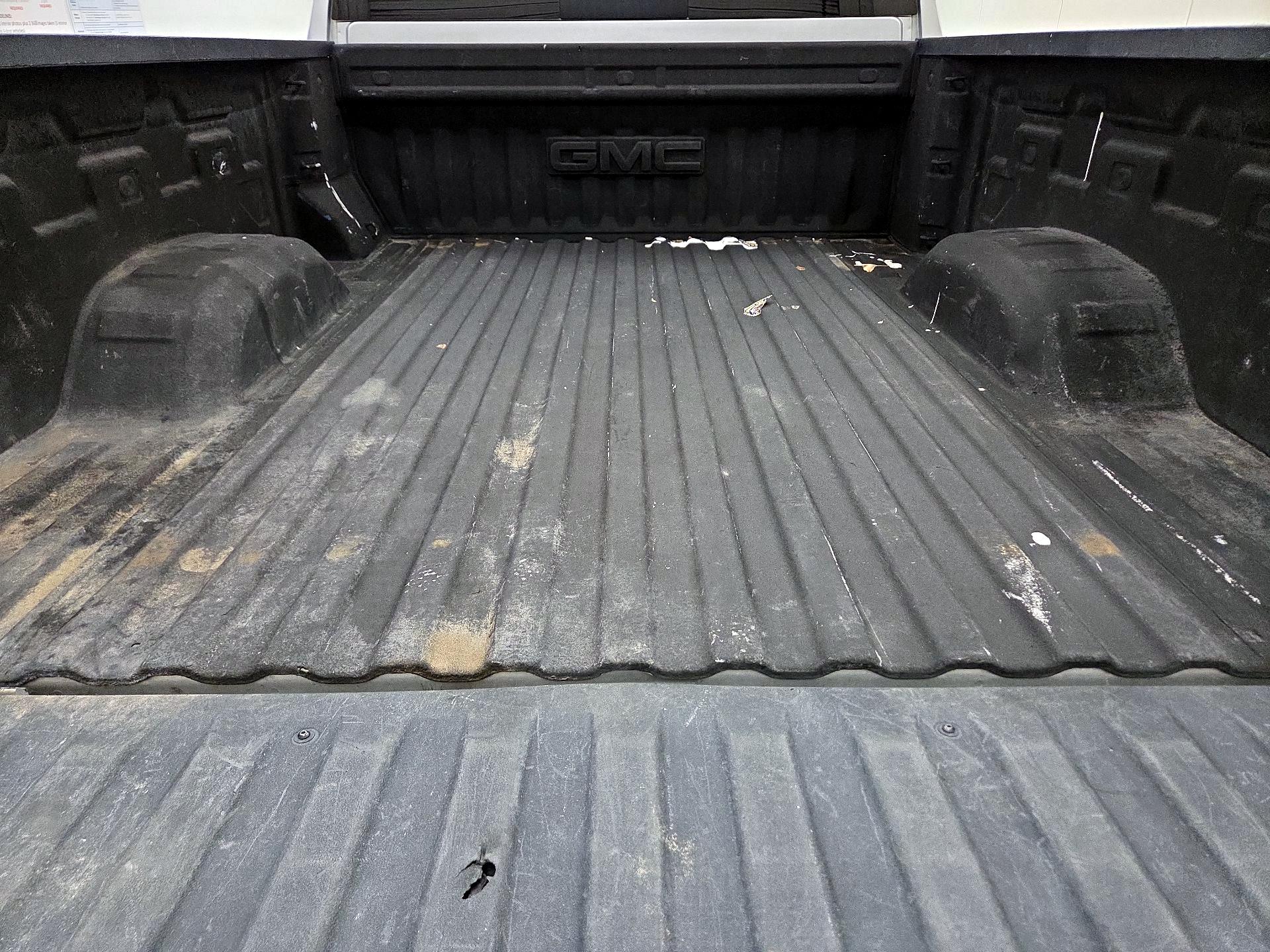 Thumbnail: 2020 GMC Sierra 3500 - 20