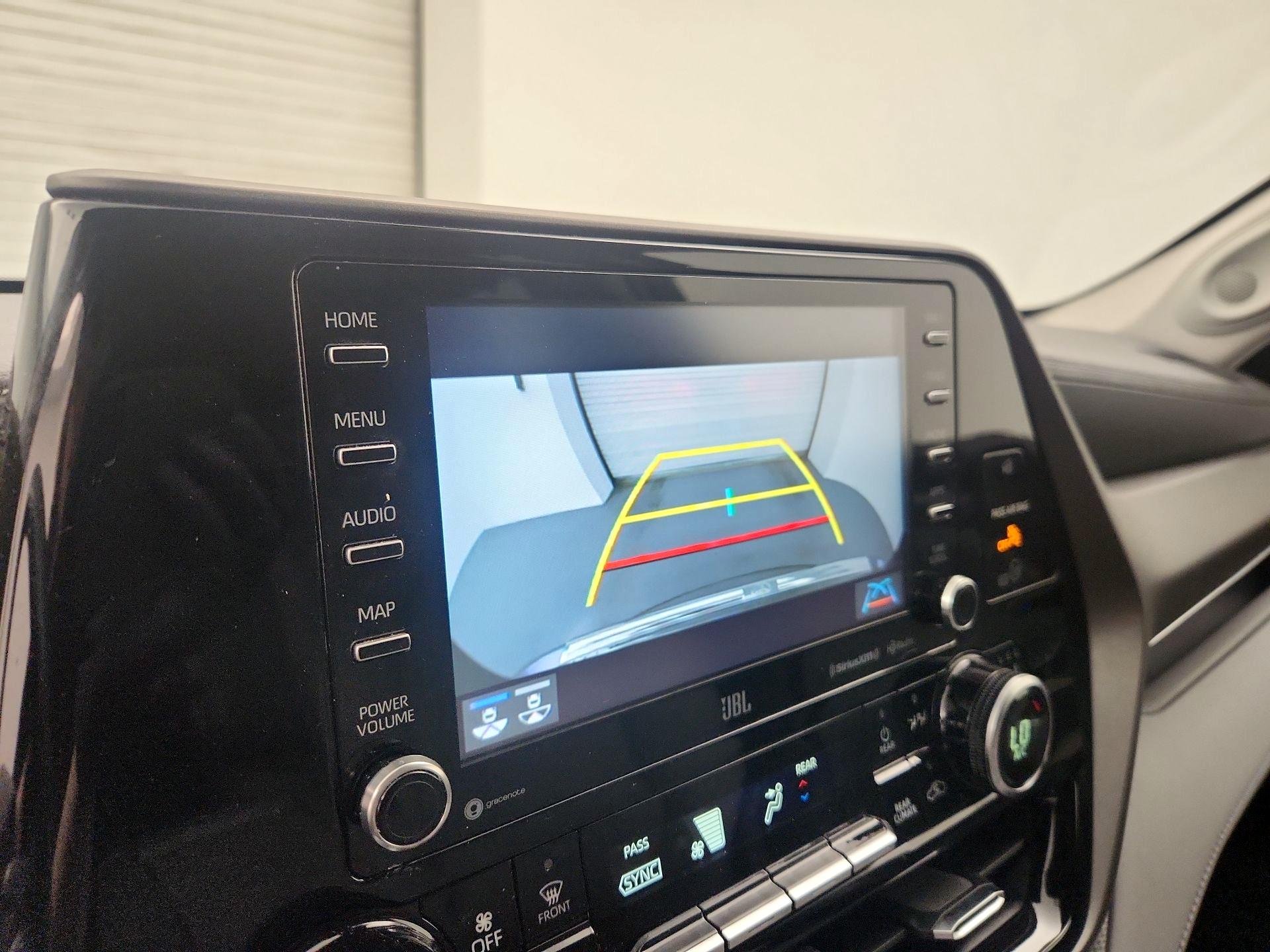 Thumbnail: 2020 Toyota Highlander - 15