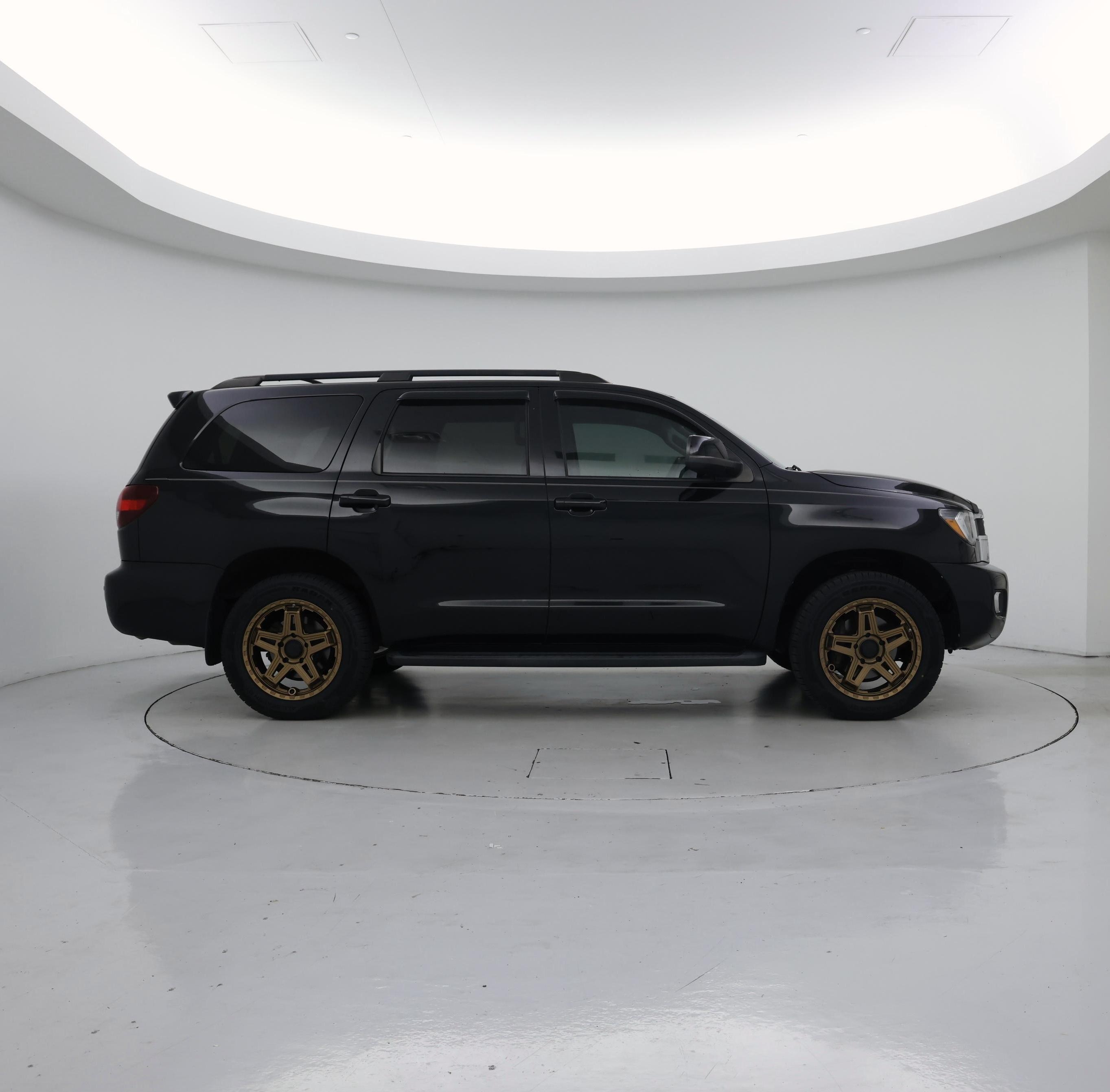 Thumbnail: 2018 Toyota Sequoia - 7
