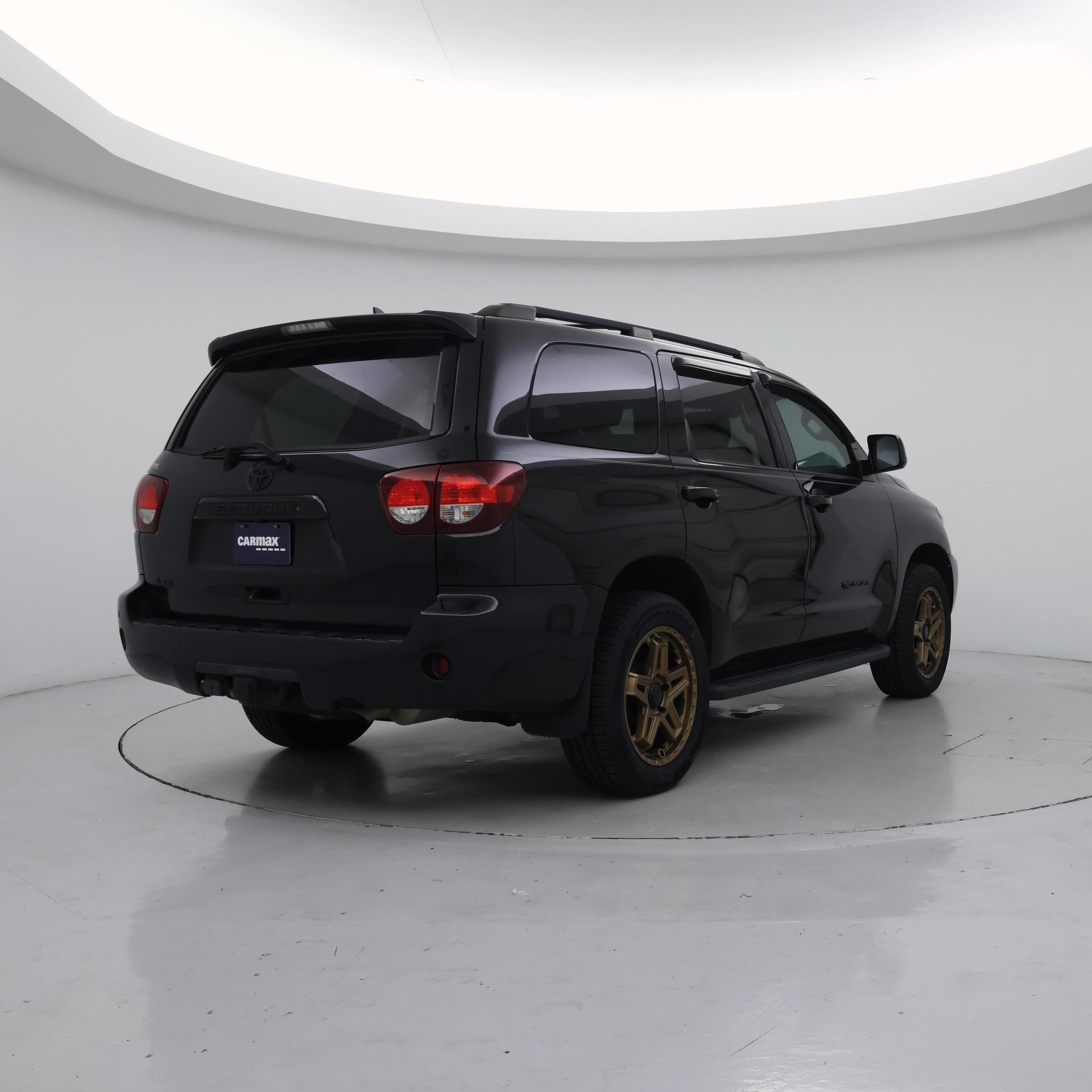 Thumbnail: 2018 Toyota Sequoia - 8