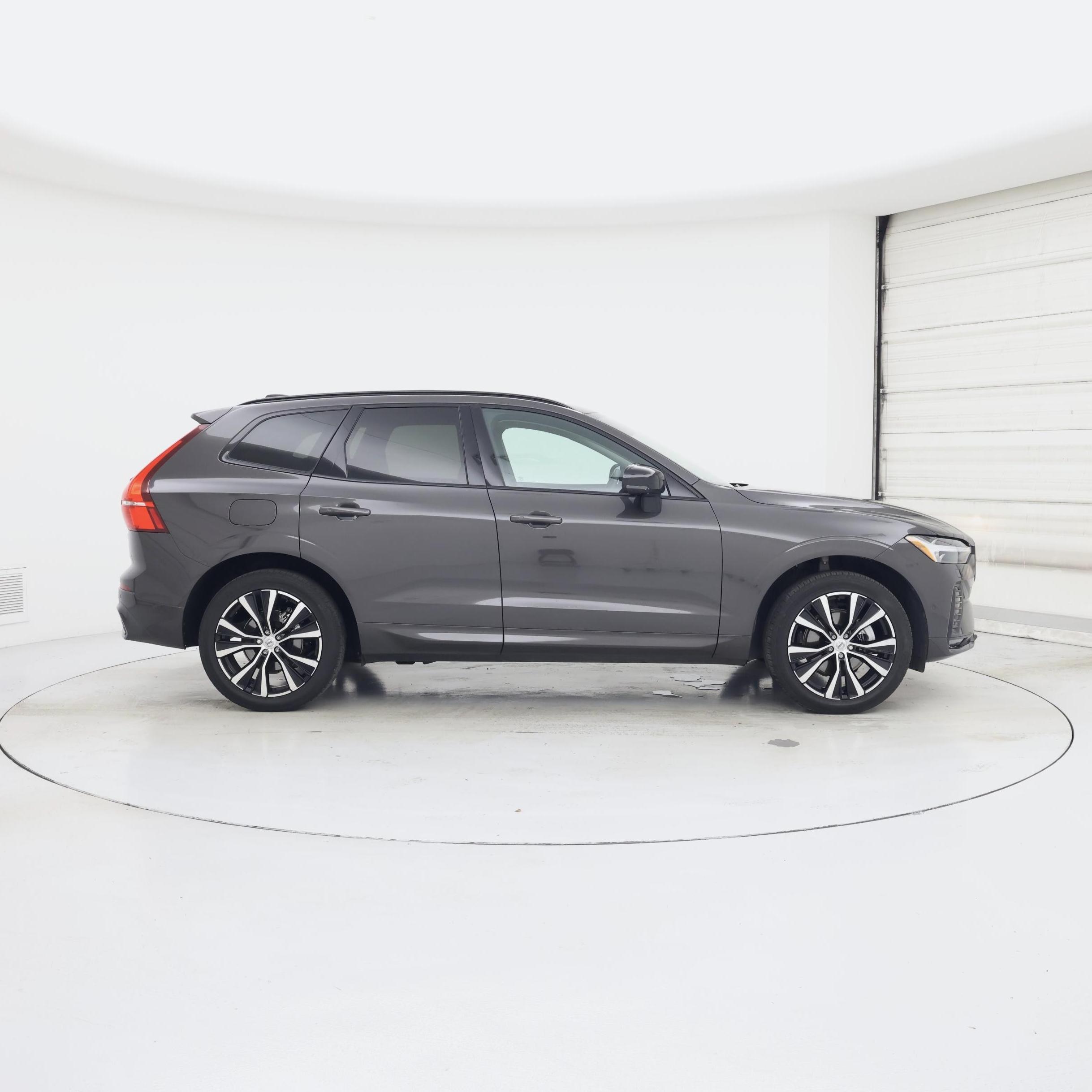 Thumbnail: 2024 Volvo XC60 - 7