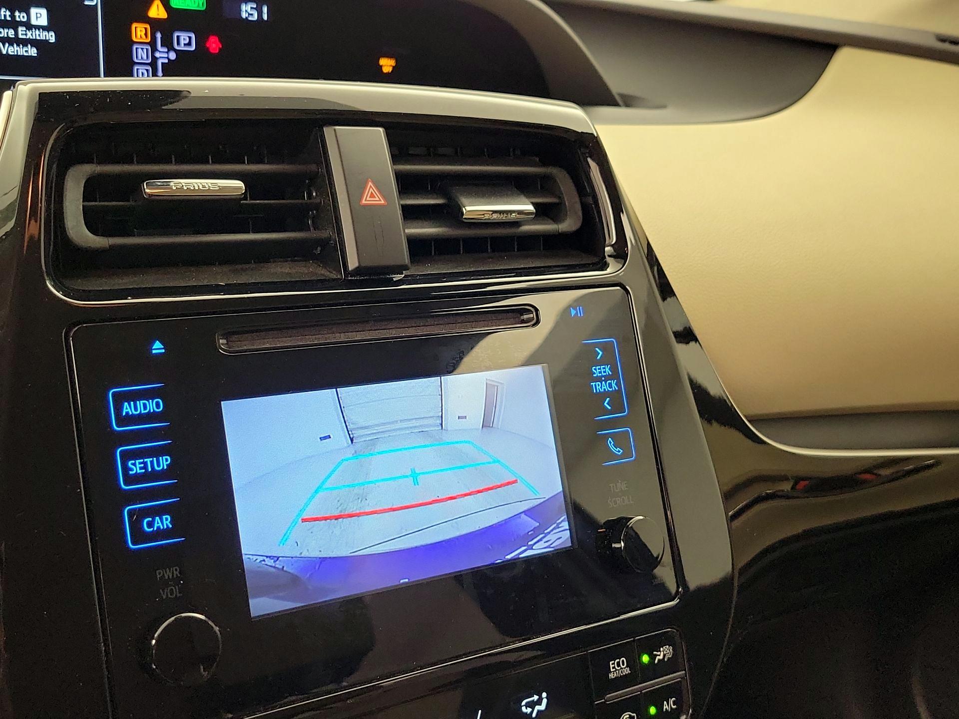 Thumbnail: 2017 Toyota Prius - 14