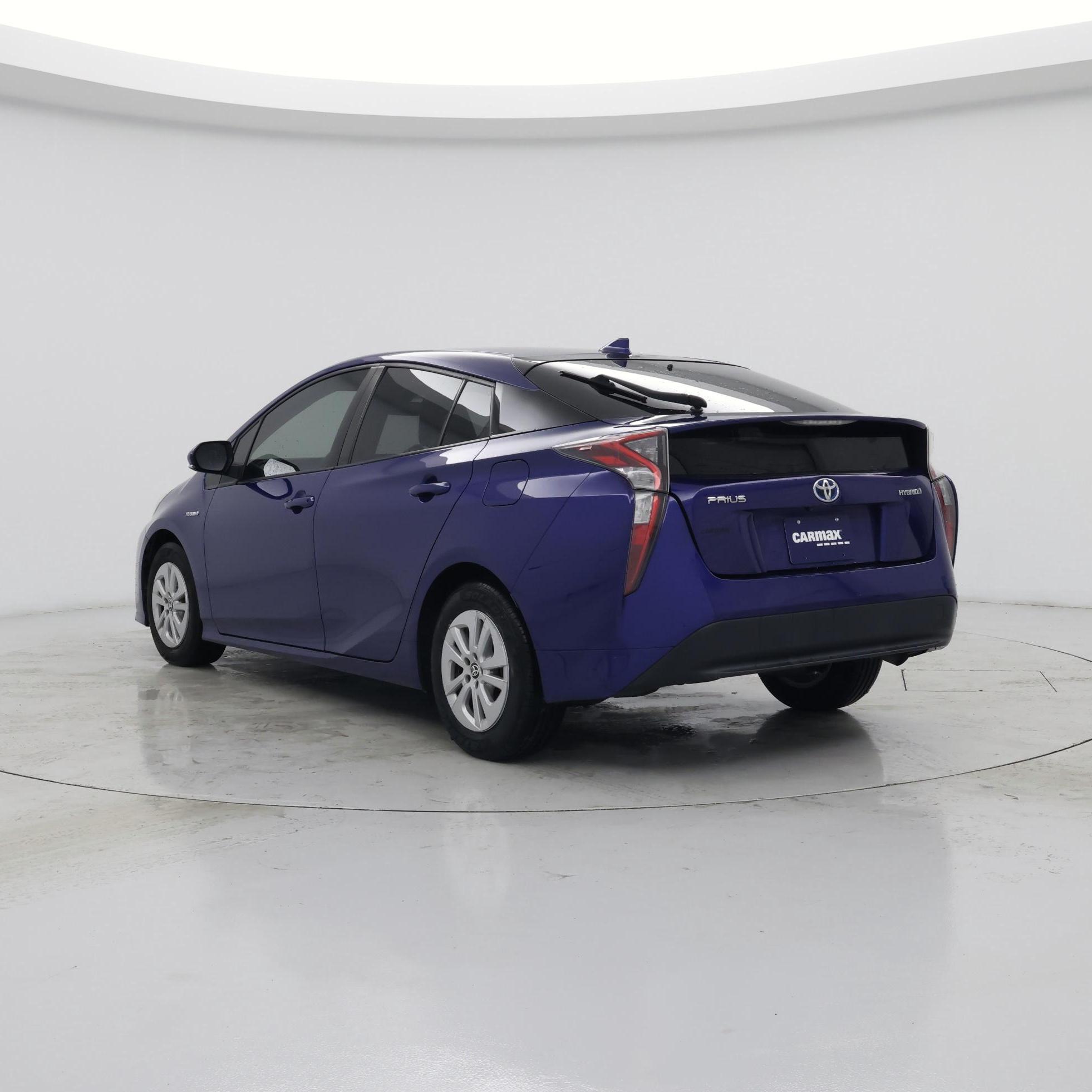 Thumbnail: 2017 Toyota Prius - 2