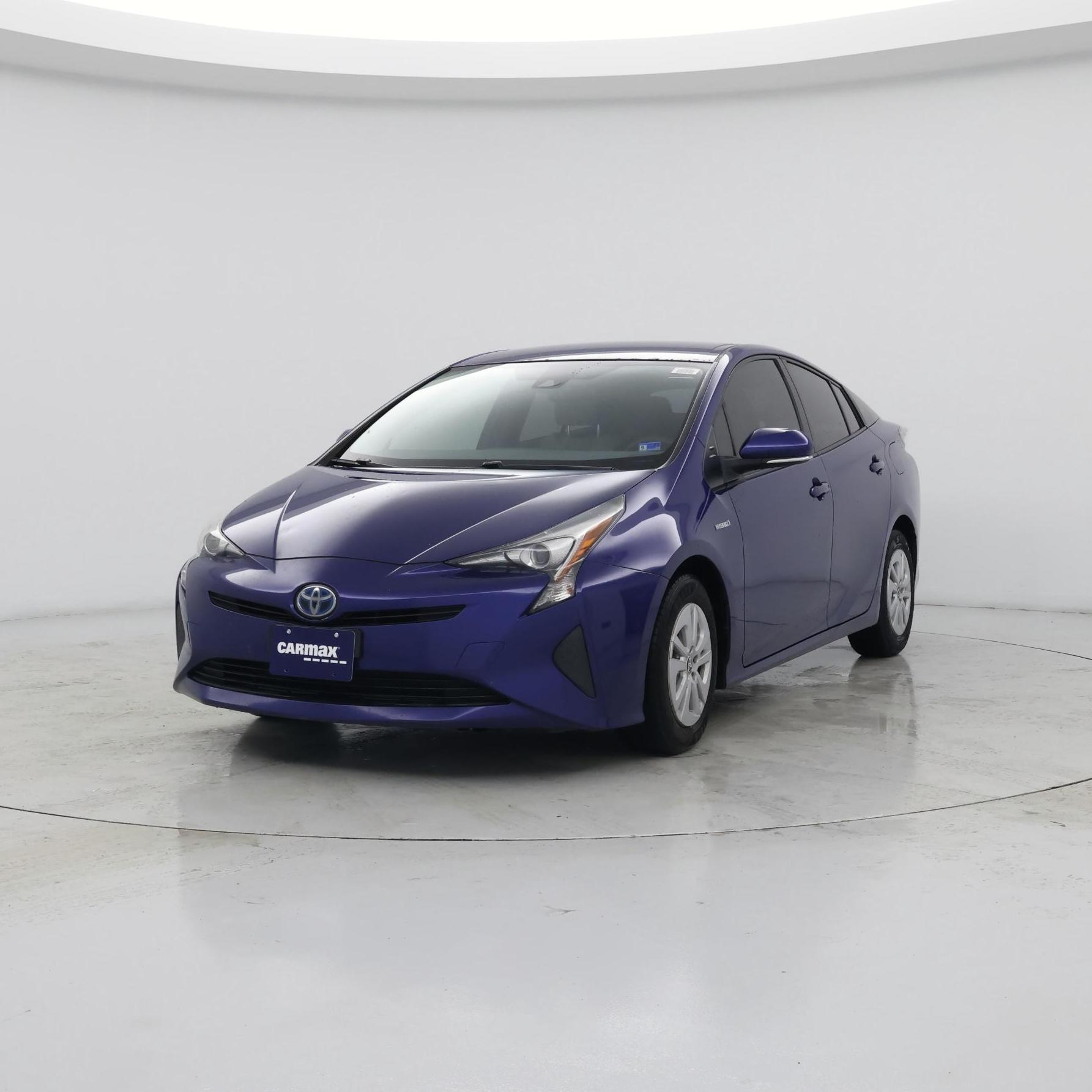 Thumbnail: 2017 Toyota Prius - 4