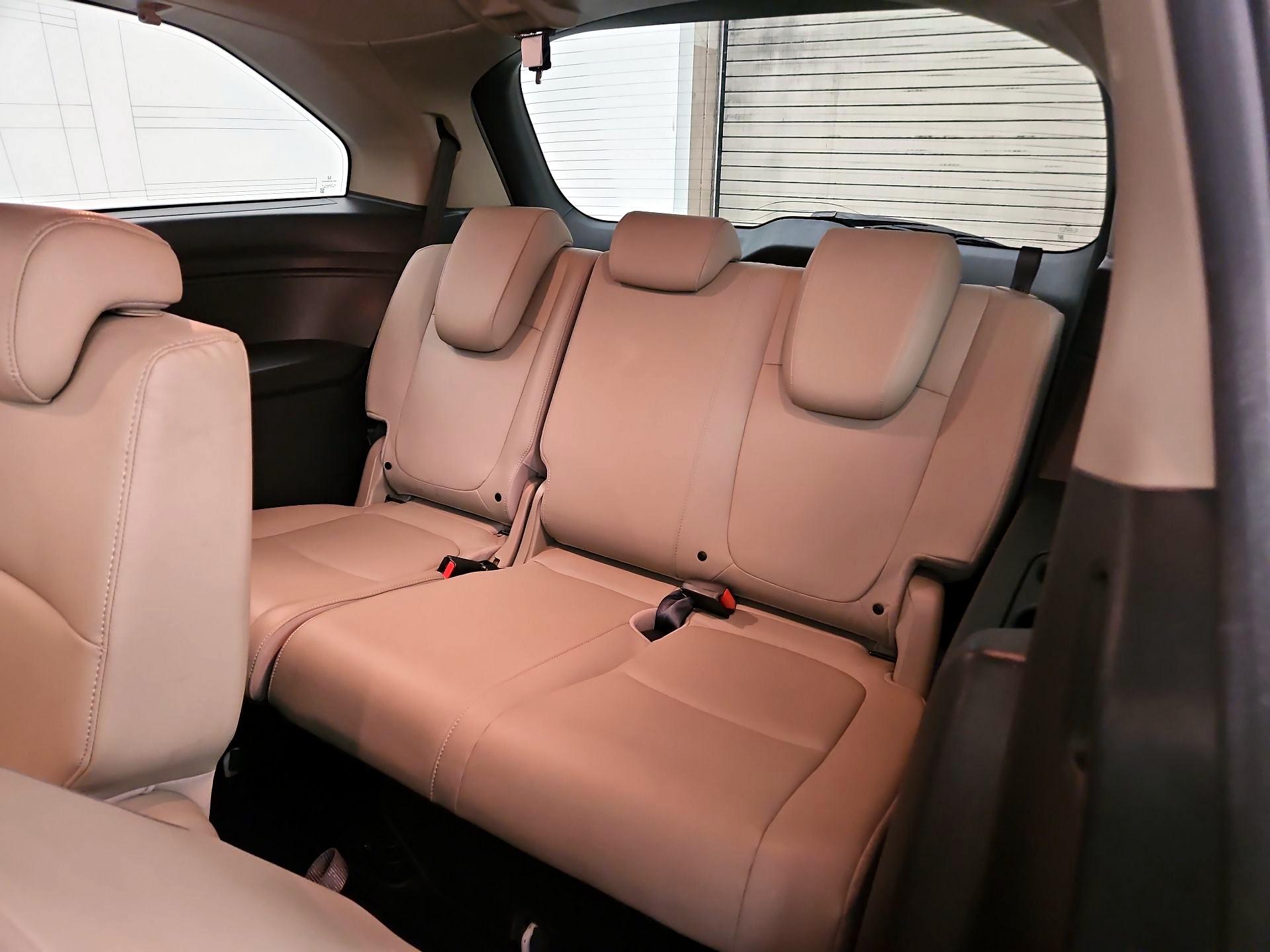 Thumbnail: 2020 Honda Odyssey - 19