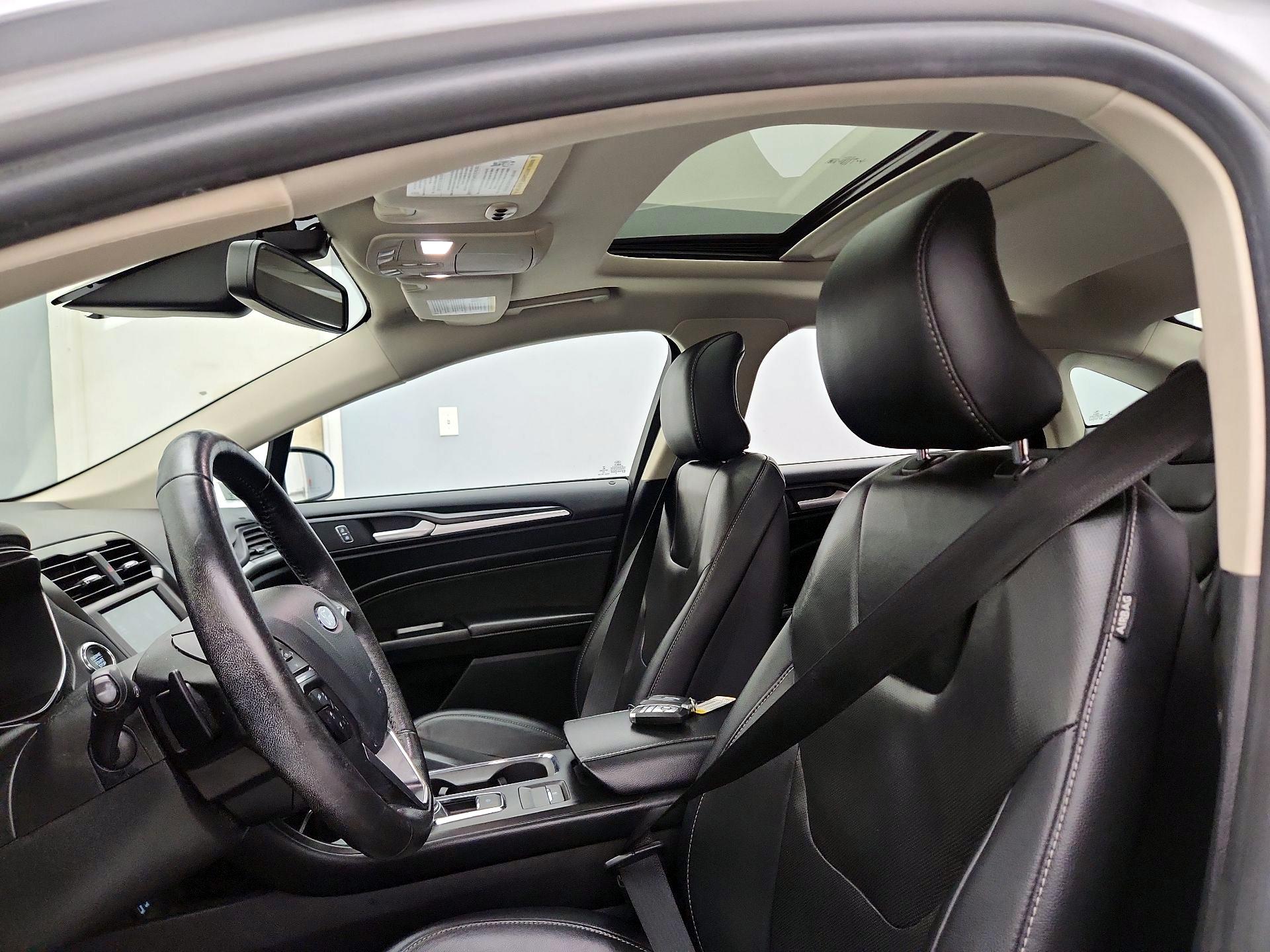 Thumbnail: 2019 Ford Fusion - 19