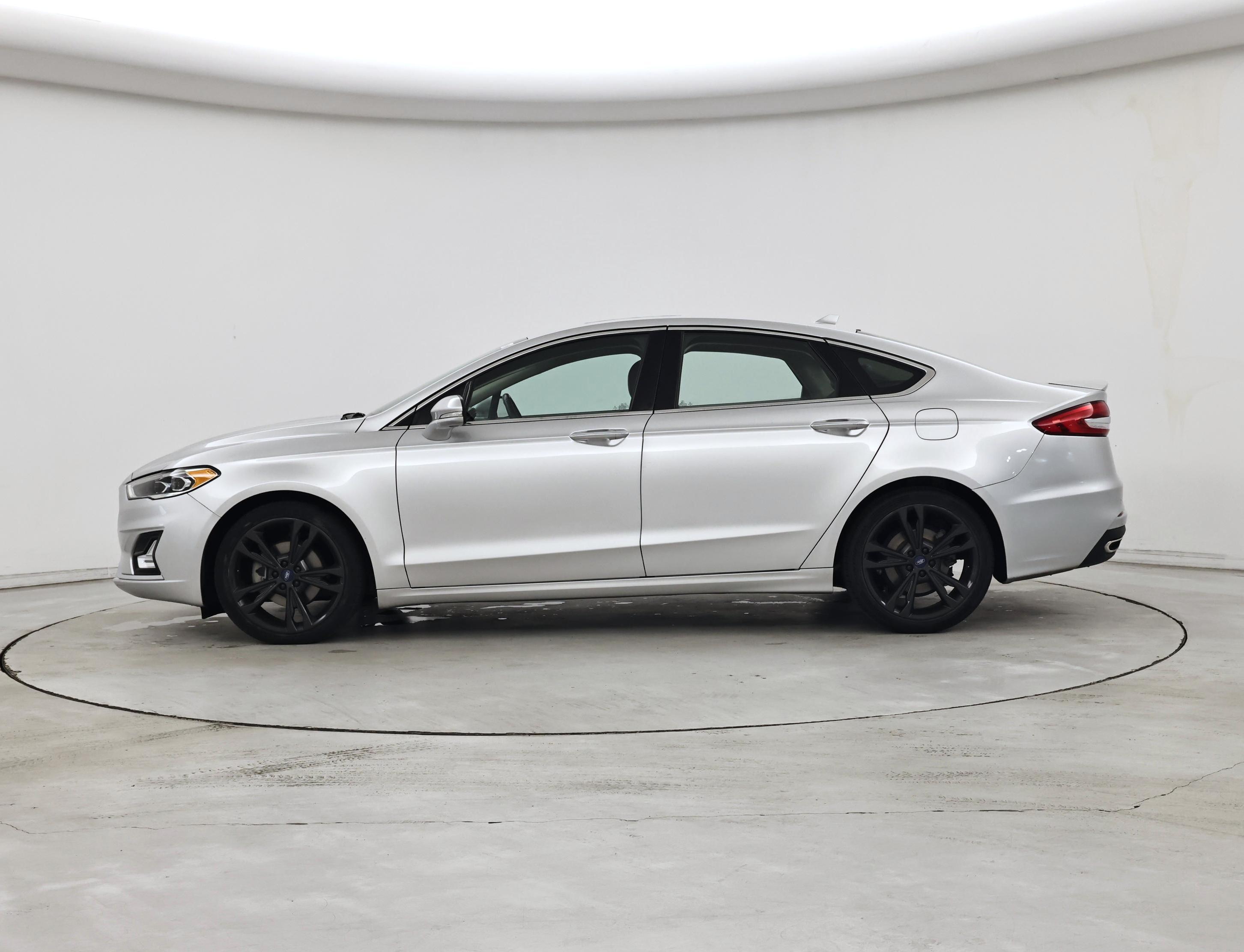 Thumbnail: 2019 Ford Fusion - 3