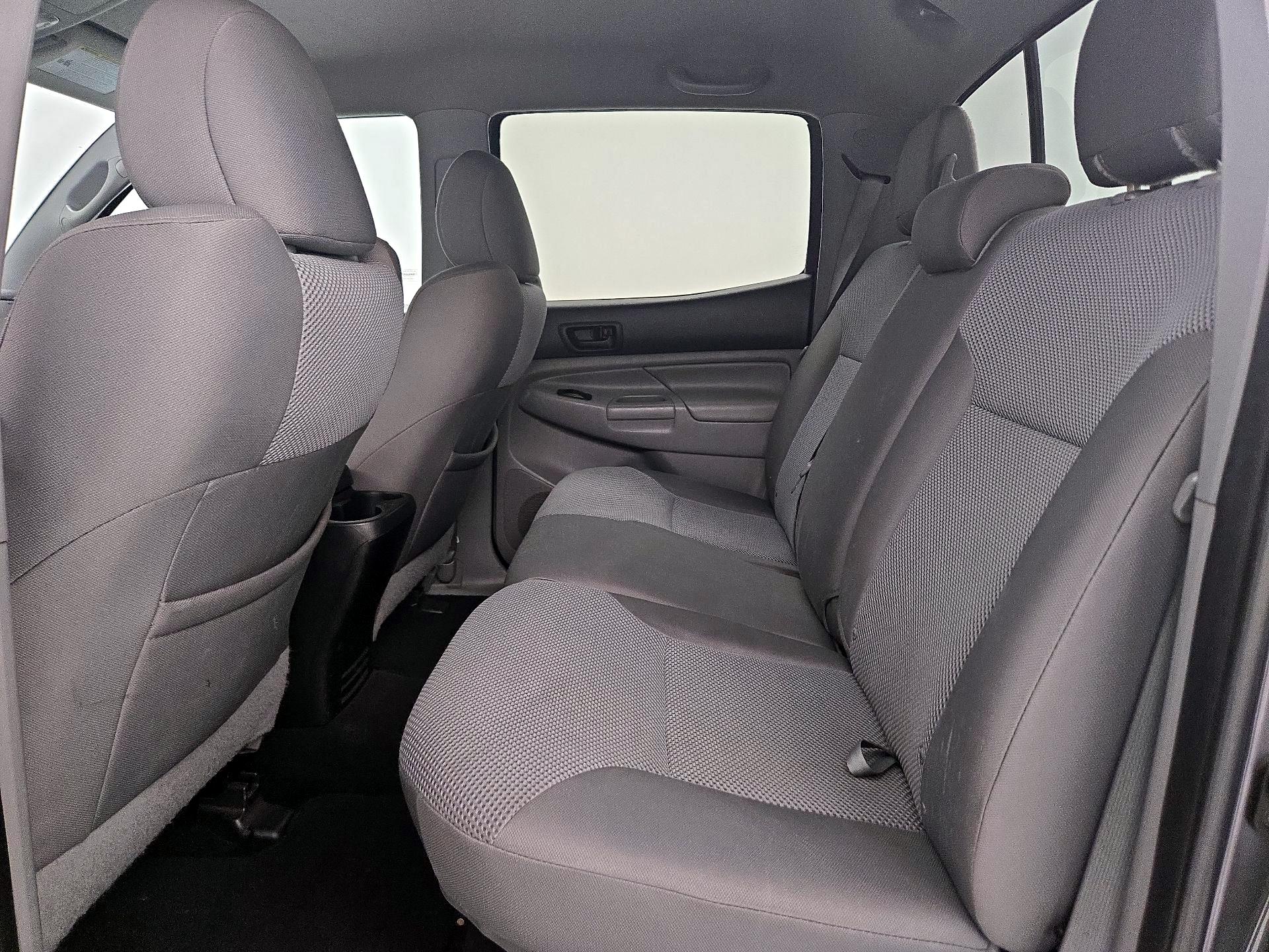 Thumbnail: 2014 Toyota Tacoma - 19