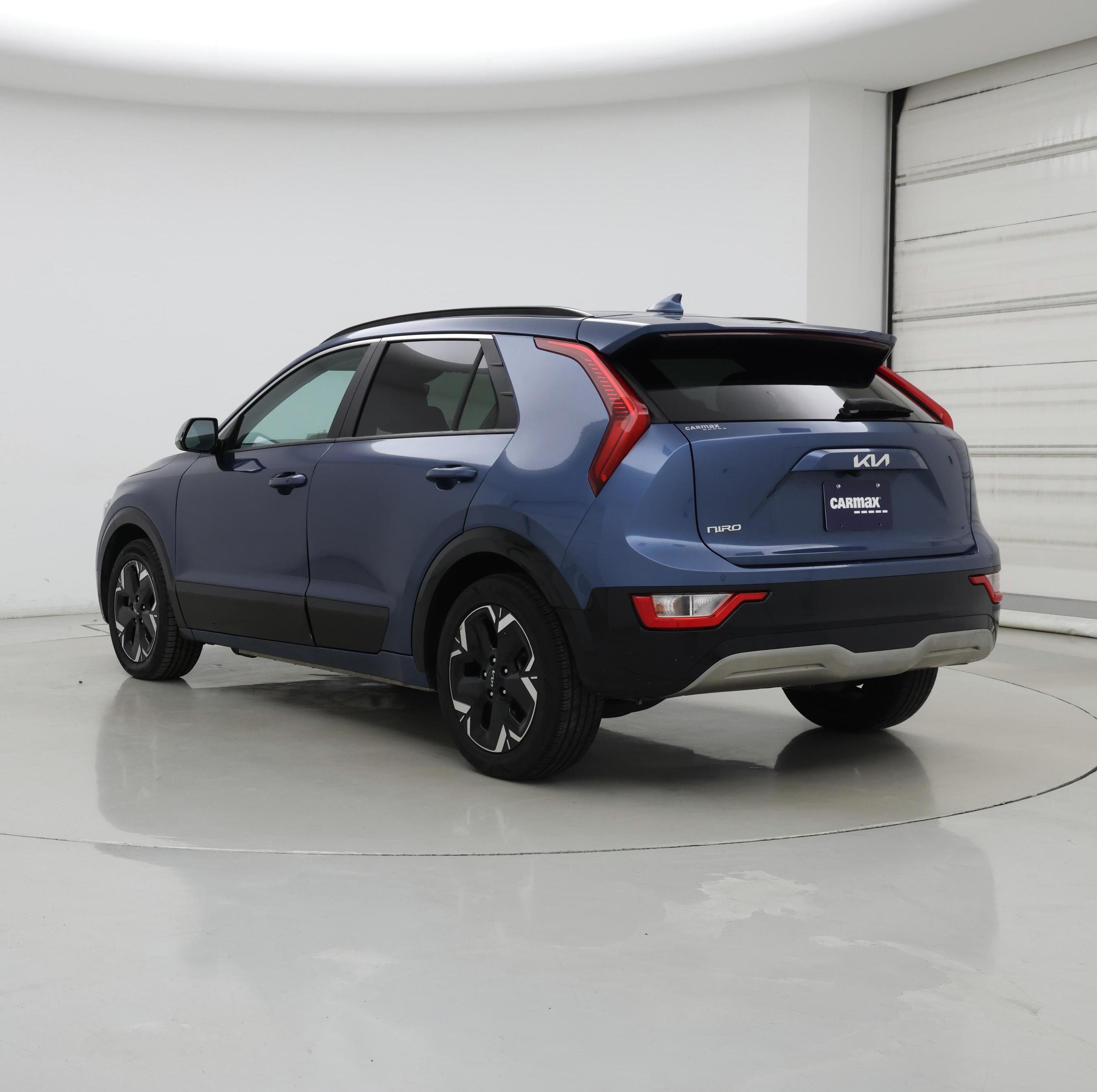 Thumbnail: 2023 Kia Niro - 2