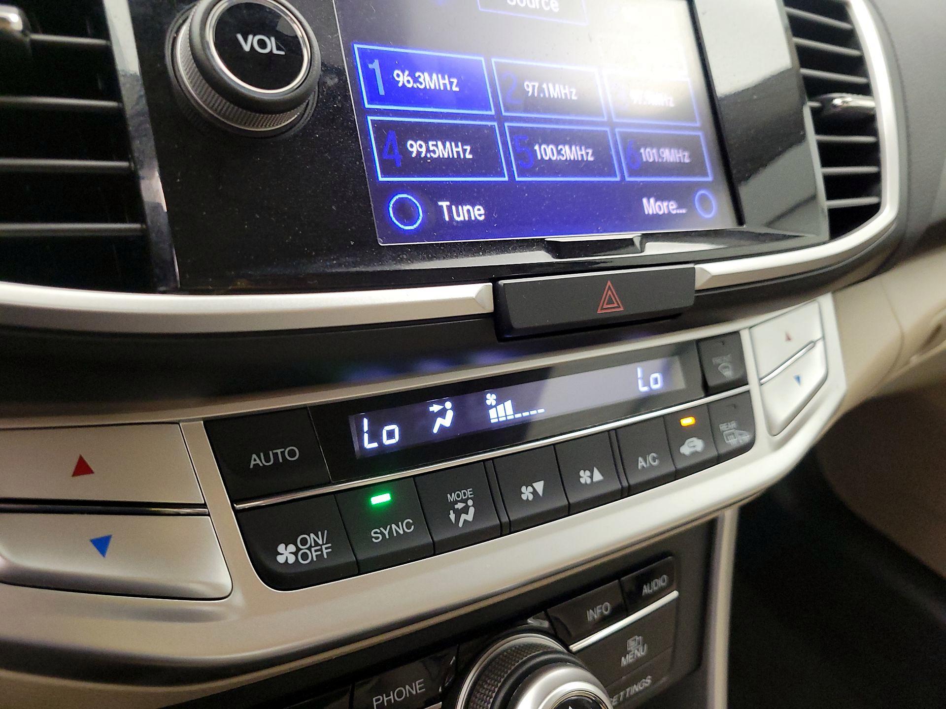 Thumbnail: 2014 Honda Accord - 17