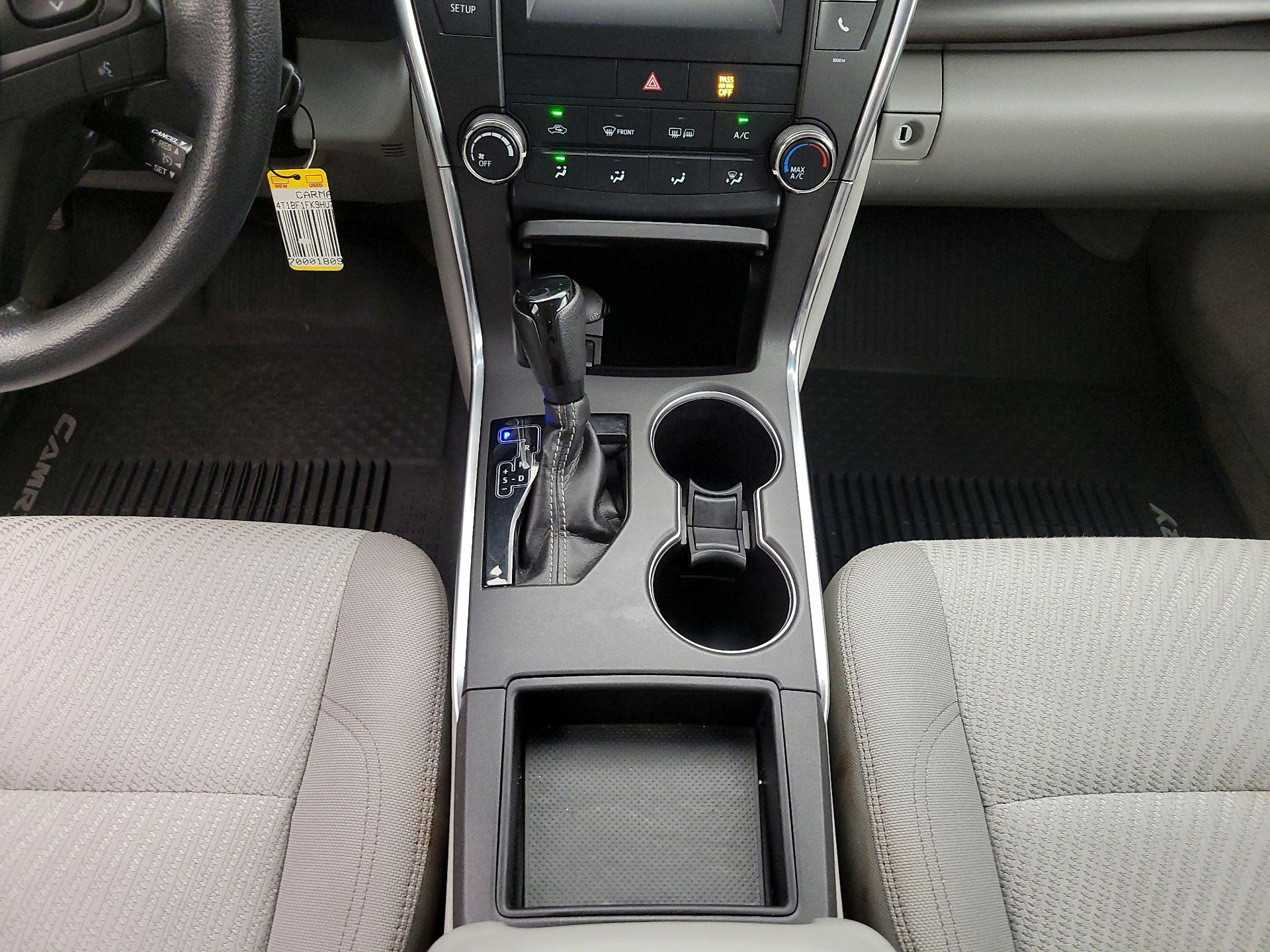 Thumbnail: 2017 Toyota Camry - 17