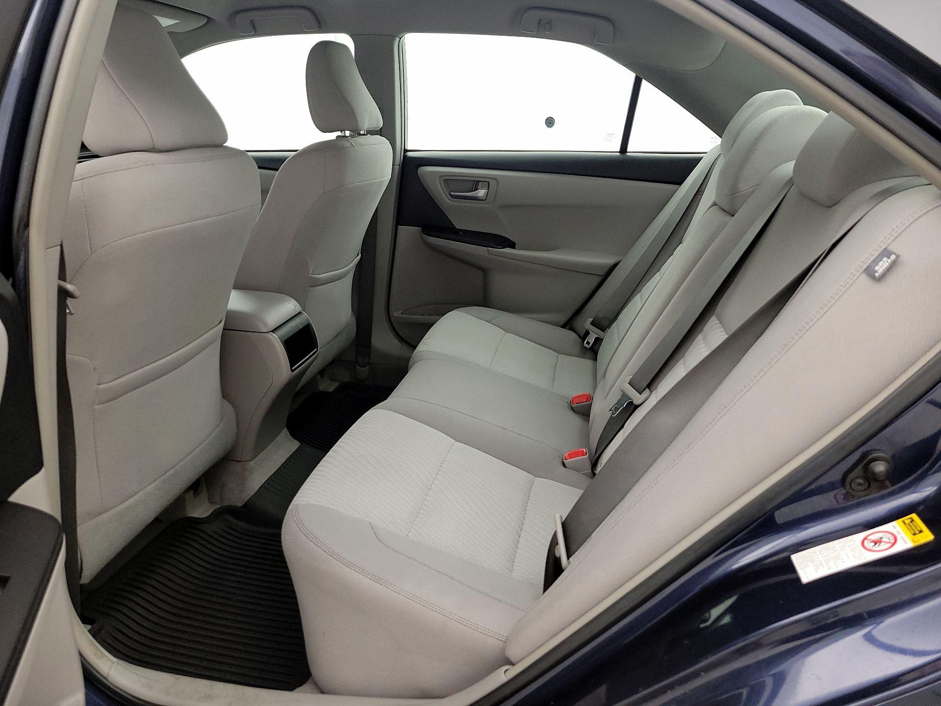 Thumbnail: 2017 Toyota Camry - 19