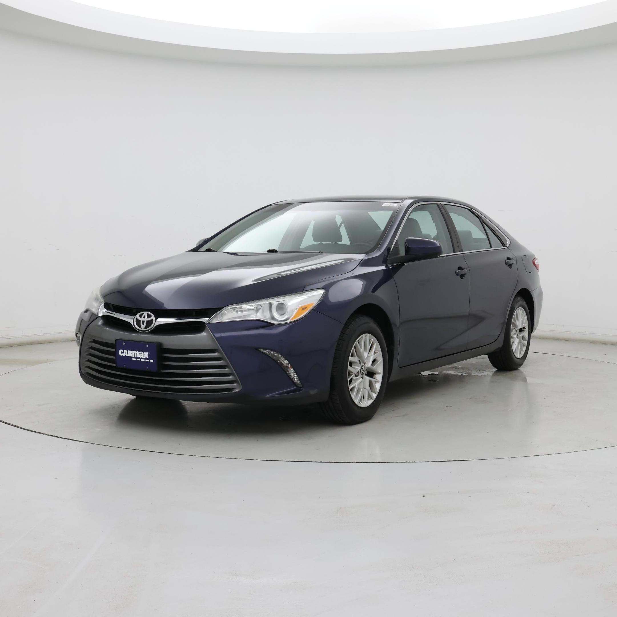 Thumbnail: 2017 Toyota Camry - 4