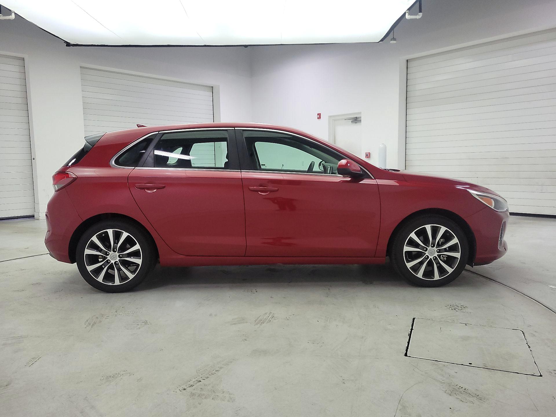 Thumbnail: 2020 Hyundai Elantra - 4