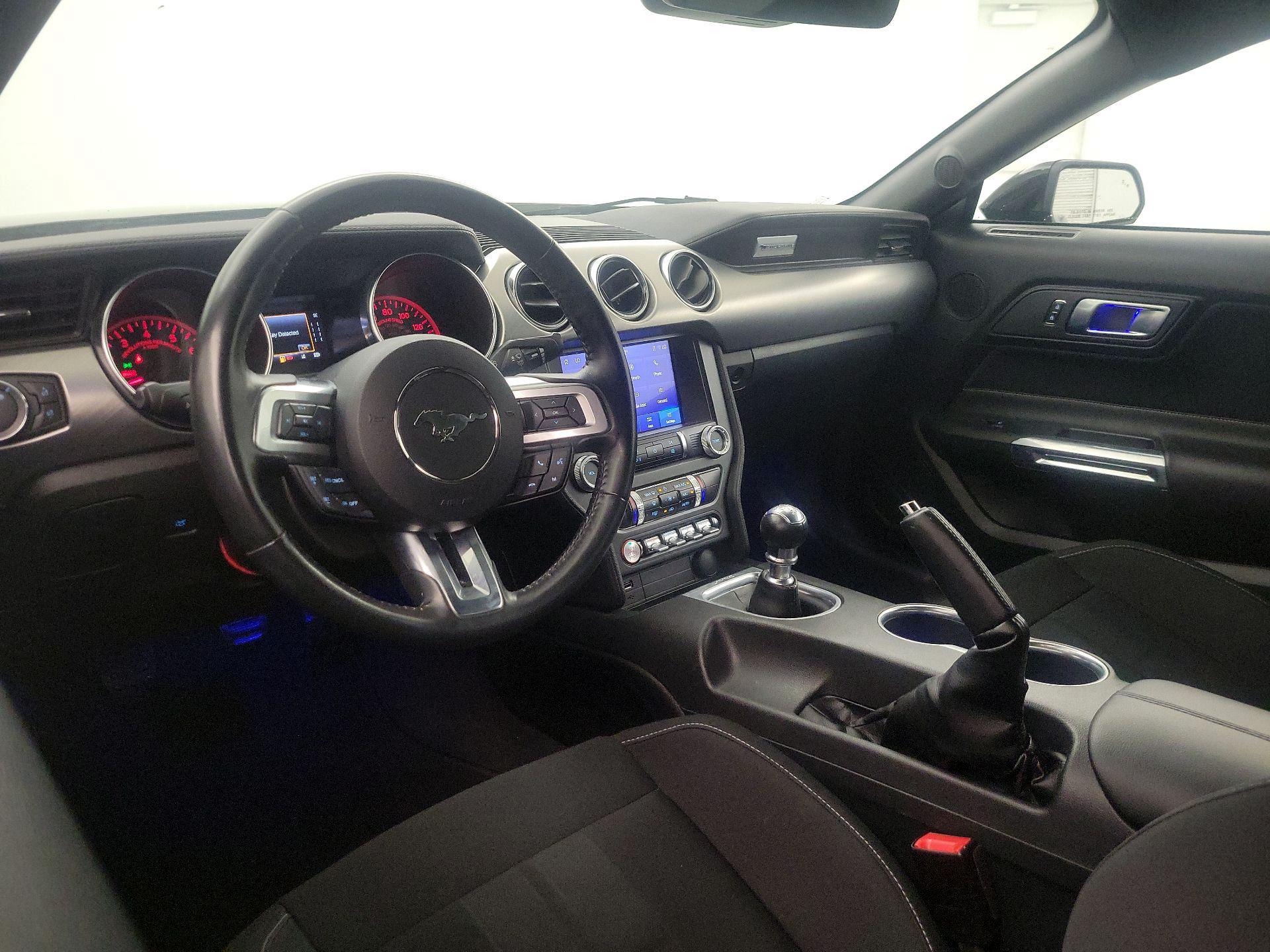 Thumbnail: 2022 Ford Mustang - 9