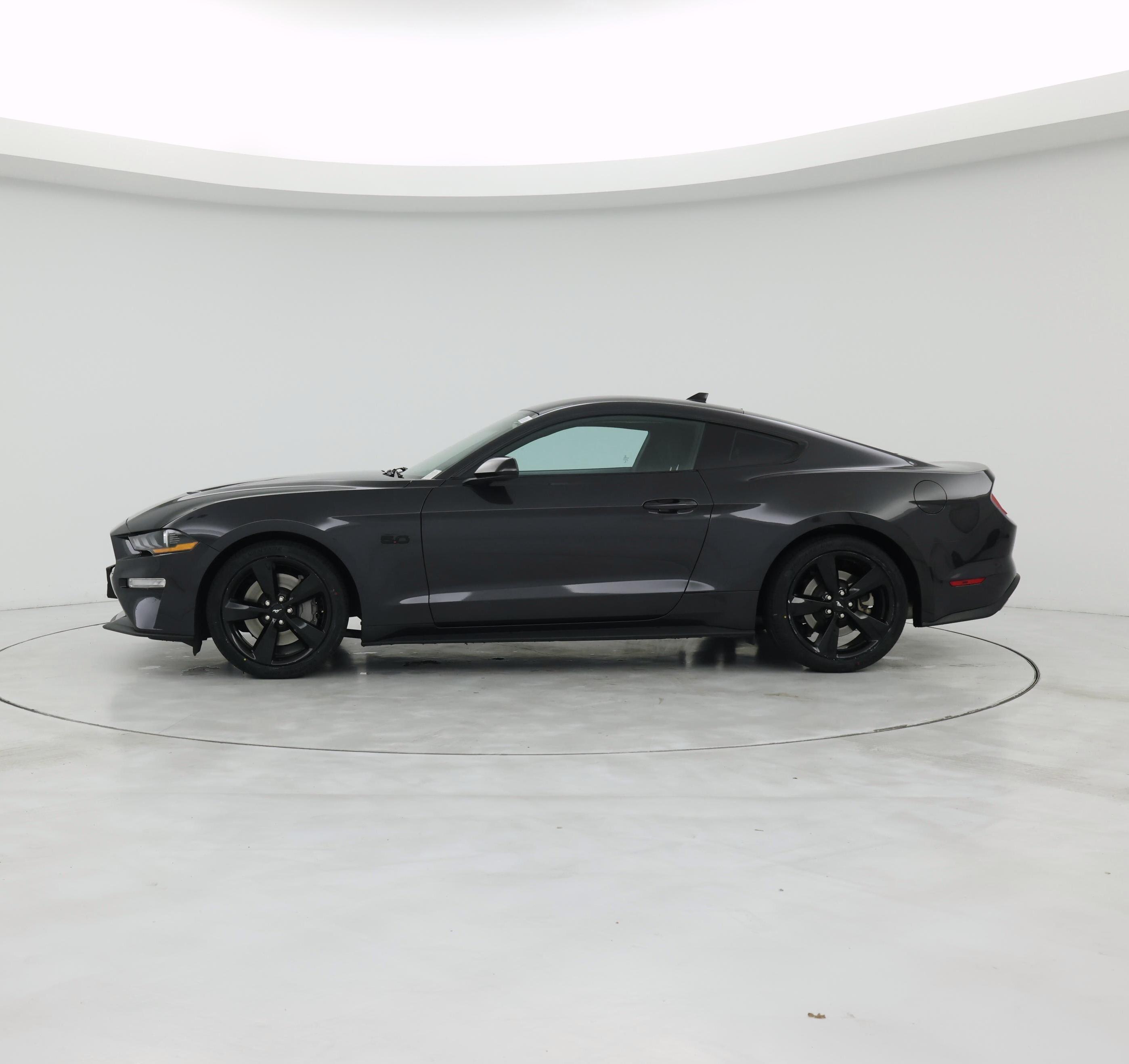 Thumbnail: 2022 Ford Mustang - 3