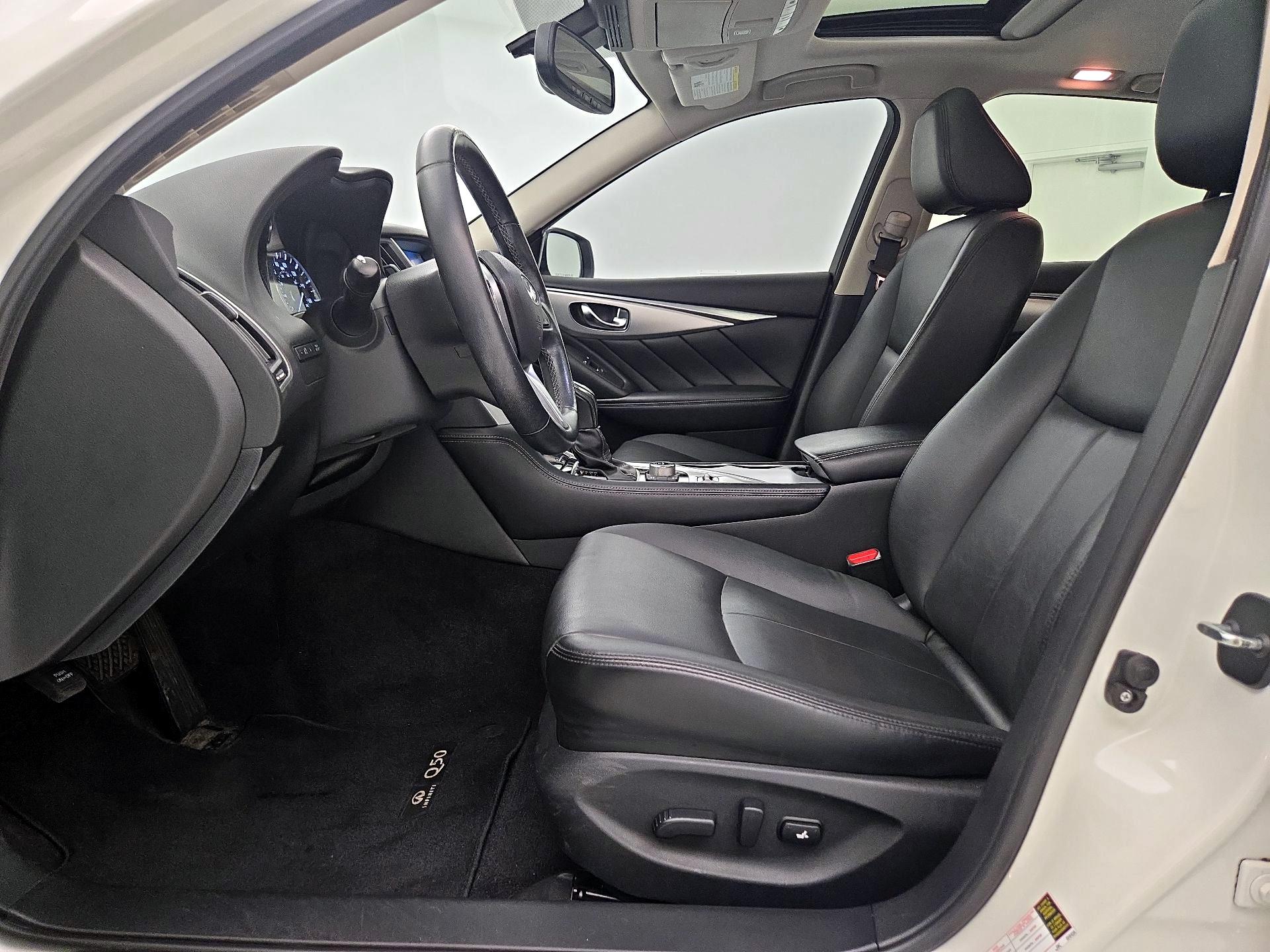 Thumbnail: 2019 INFINITI Q50 - 11