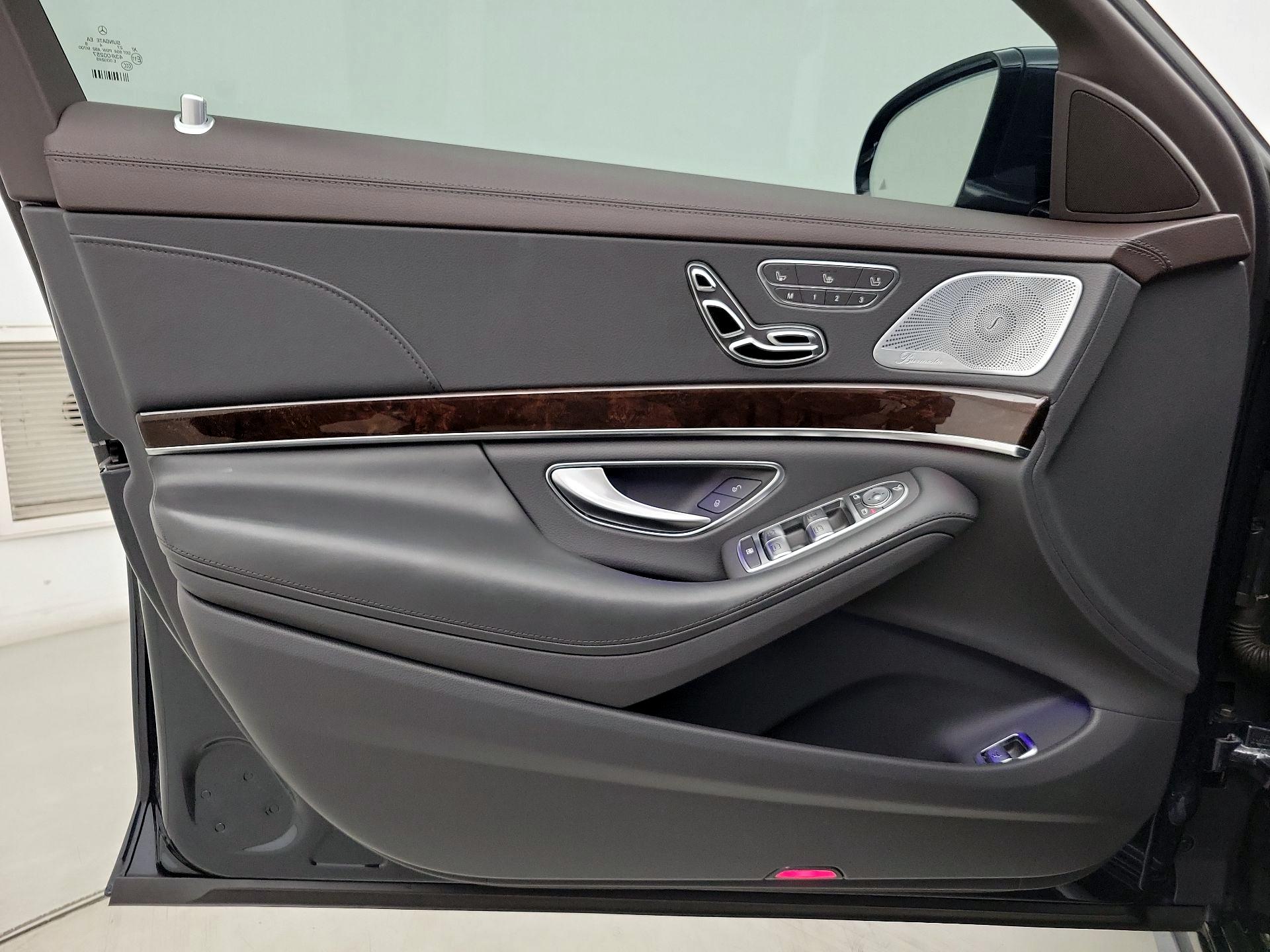 Thumbnail: 2019 Mercedes-Benz S-Class - 12
