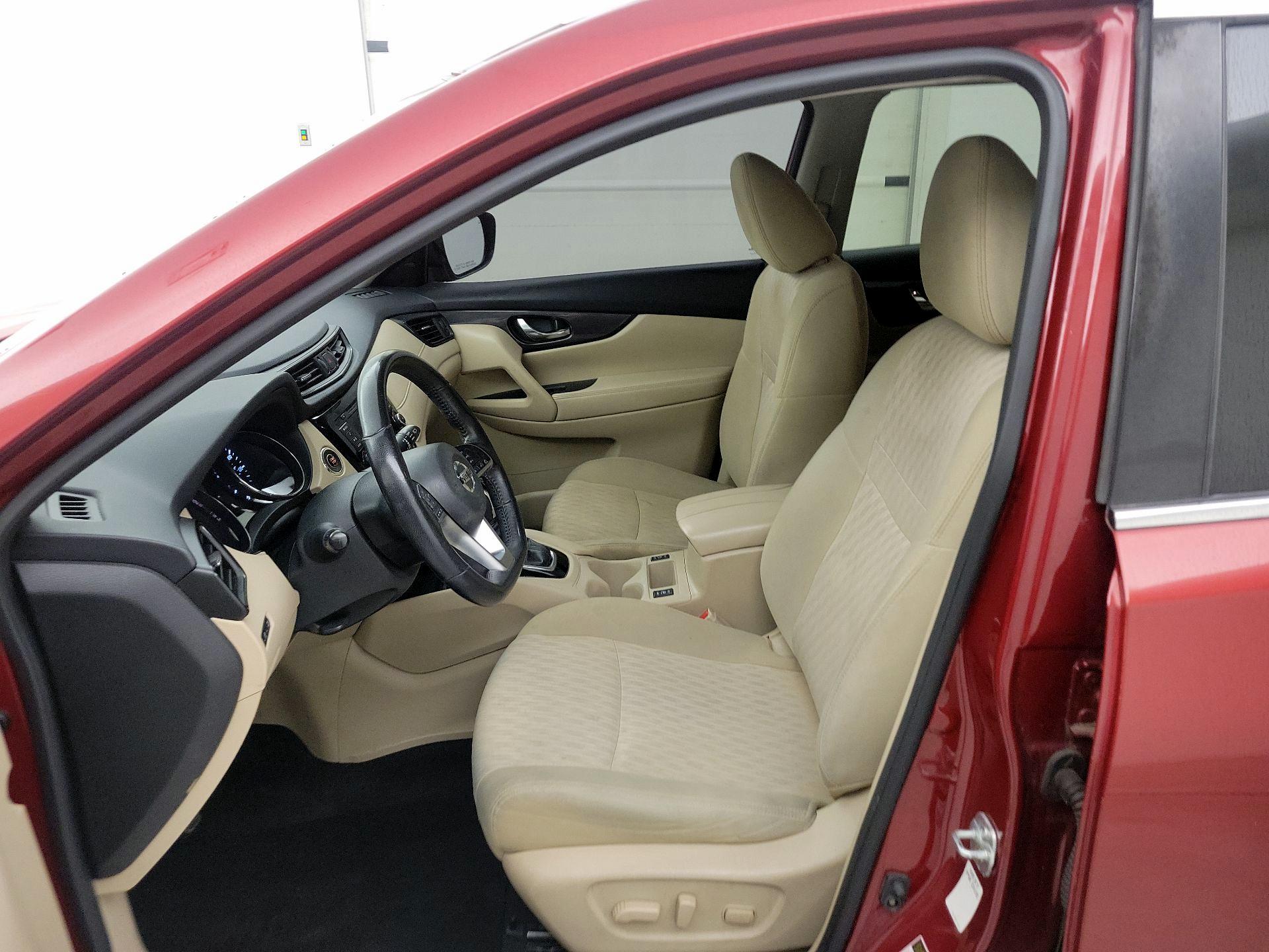 Thumbnail: 2018 Nissan Rogue - 11