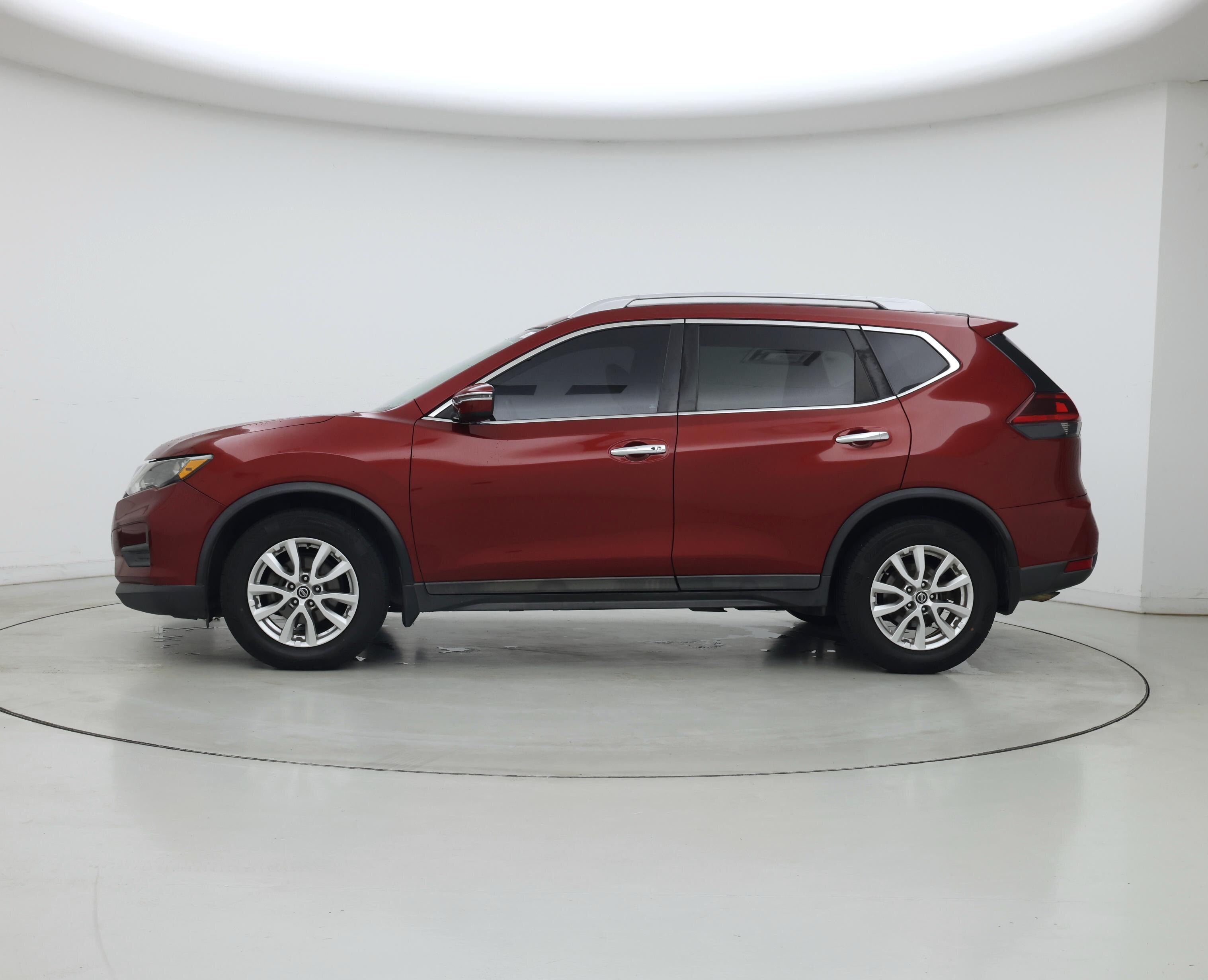 Thumbnail: 2018 Nissan Rogue - 3