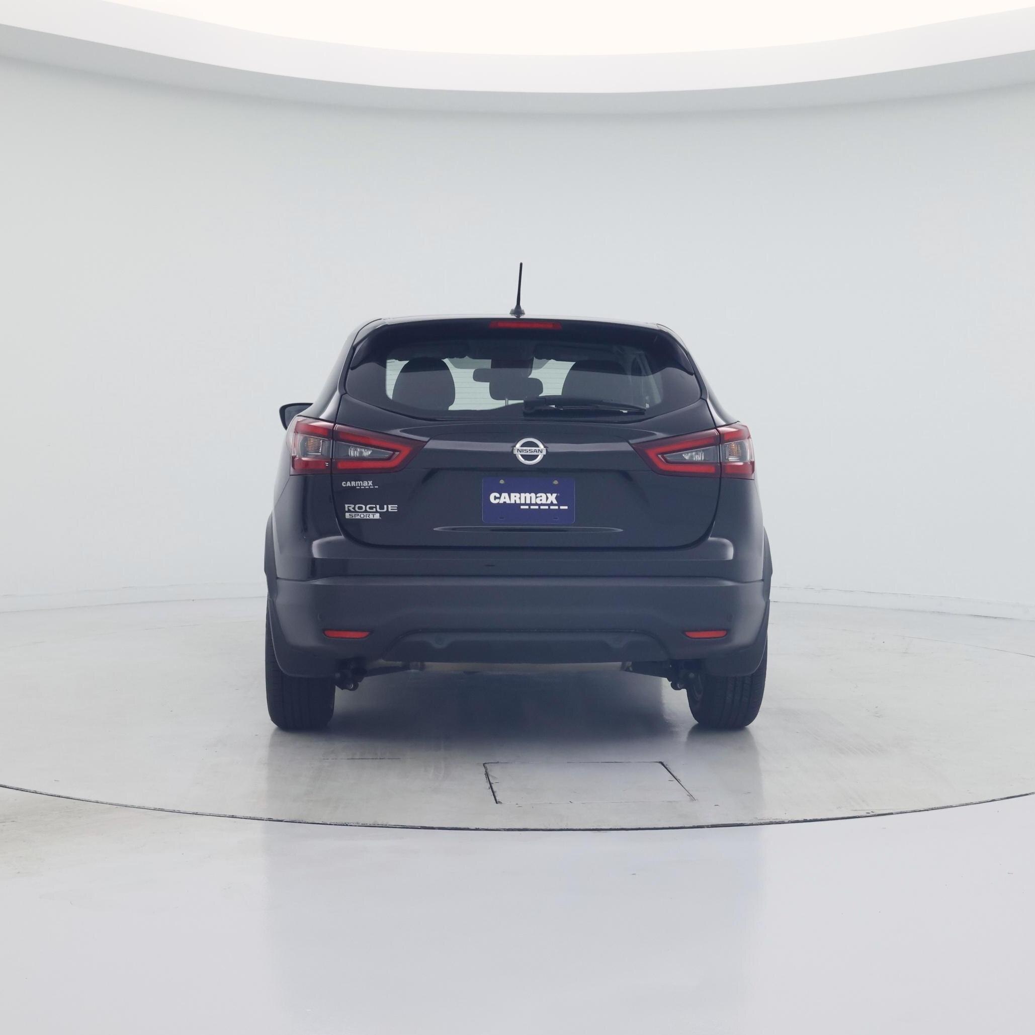 Thumbnail: 2021 Nissan Rogue Sport - 6