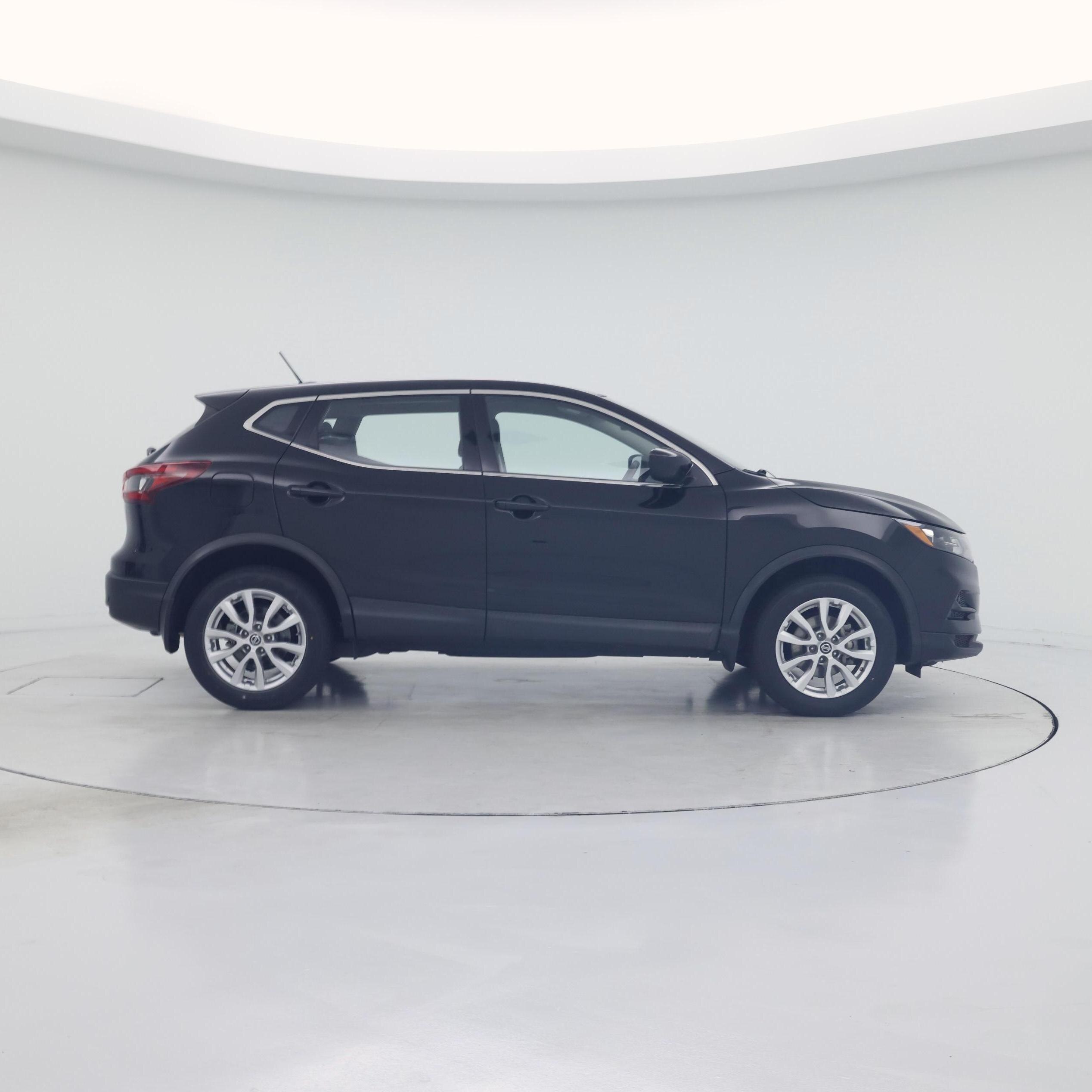 Thumbnail: 2021 Nissan Rogue Sport - 7