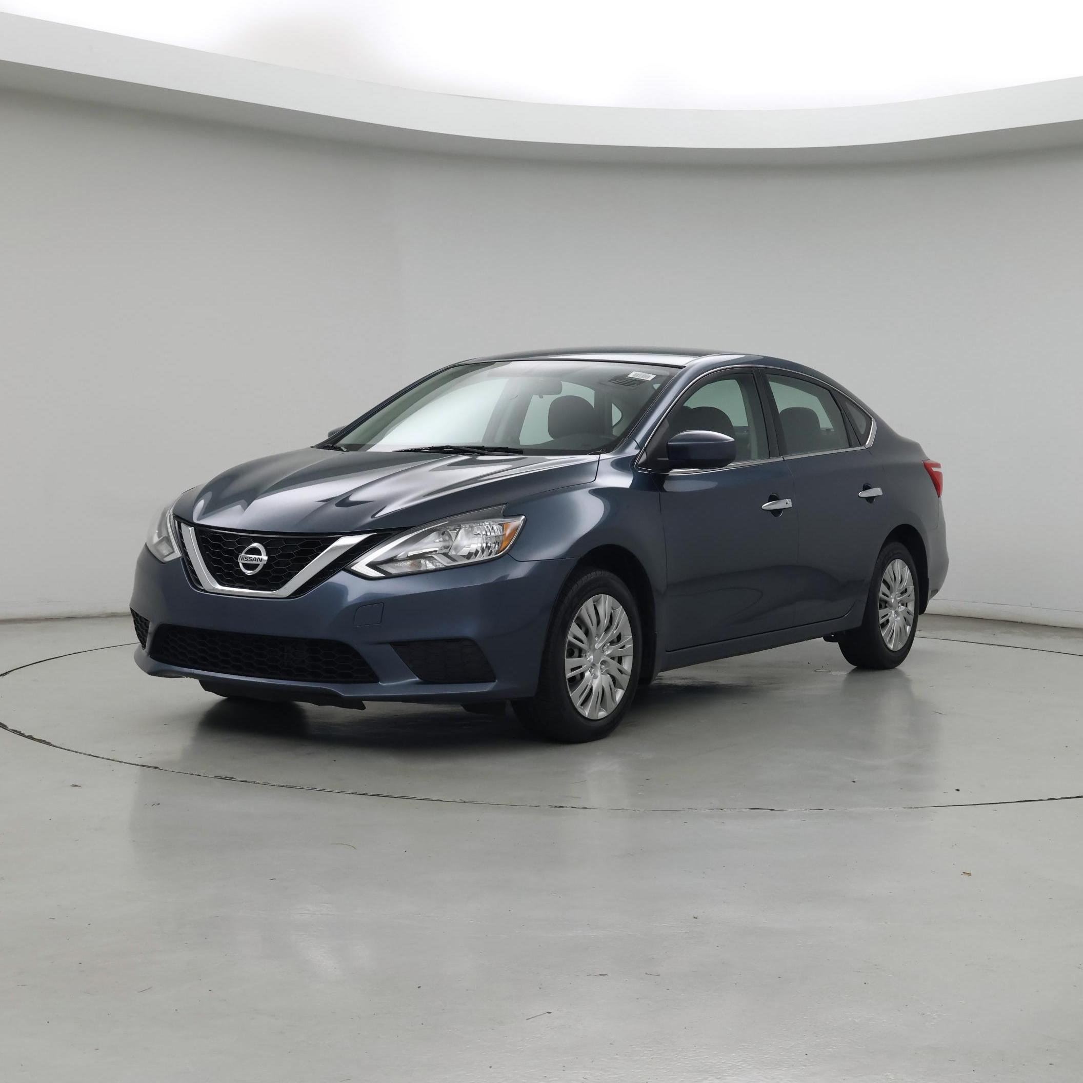 Thumbnail: 2016 Nissan Sentra - 4