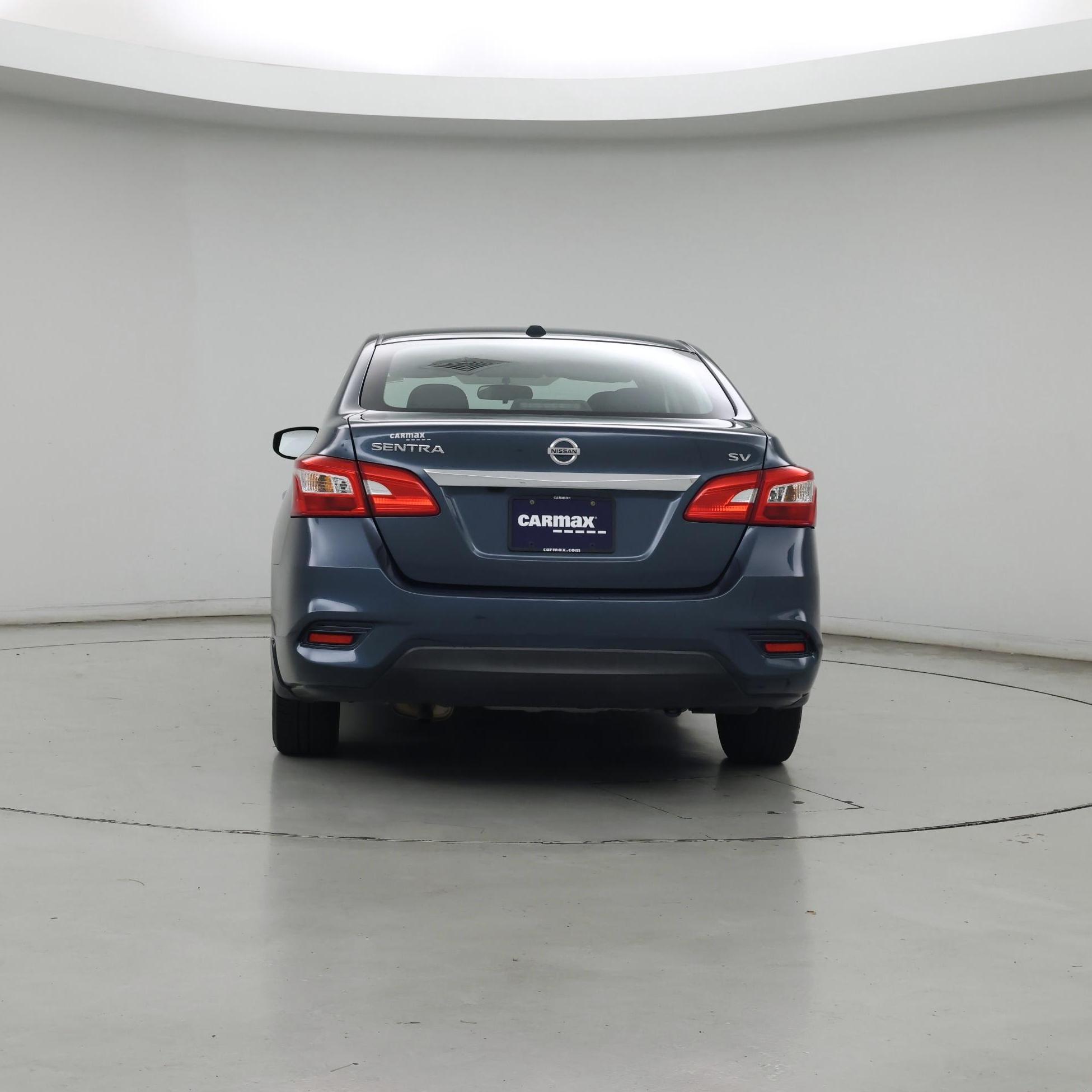 Thumbnail: 2016 Nissan Sentra - 6