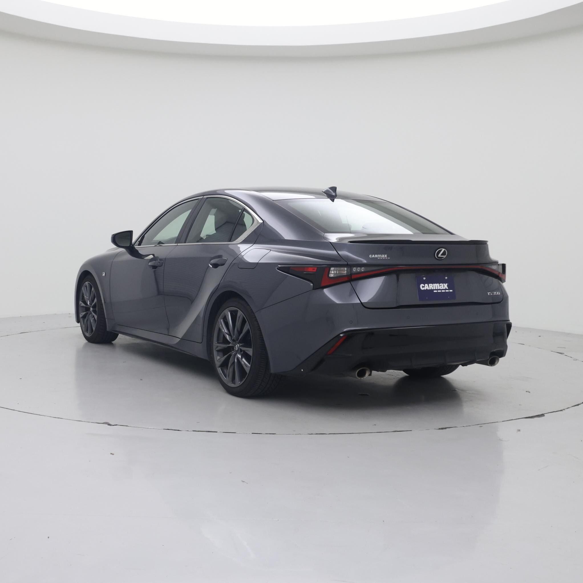 Thumbnail: 2022 Lexus IS - 2