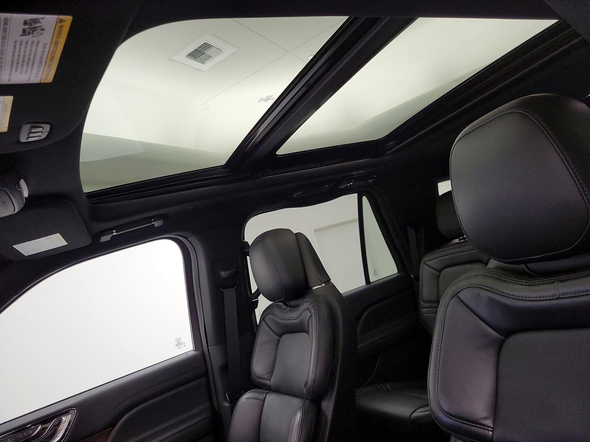 Thumbnail: 2020 Lincoln Navigator - 20