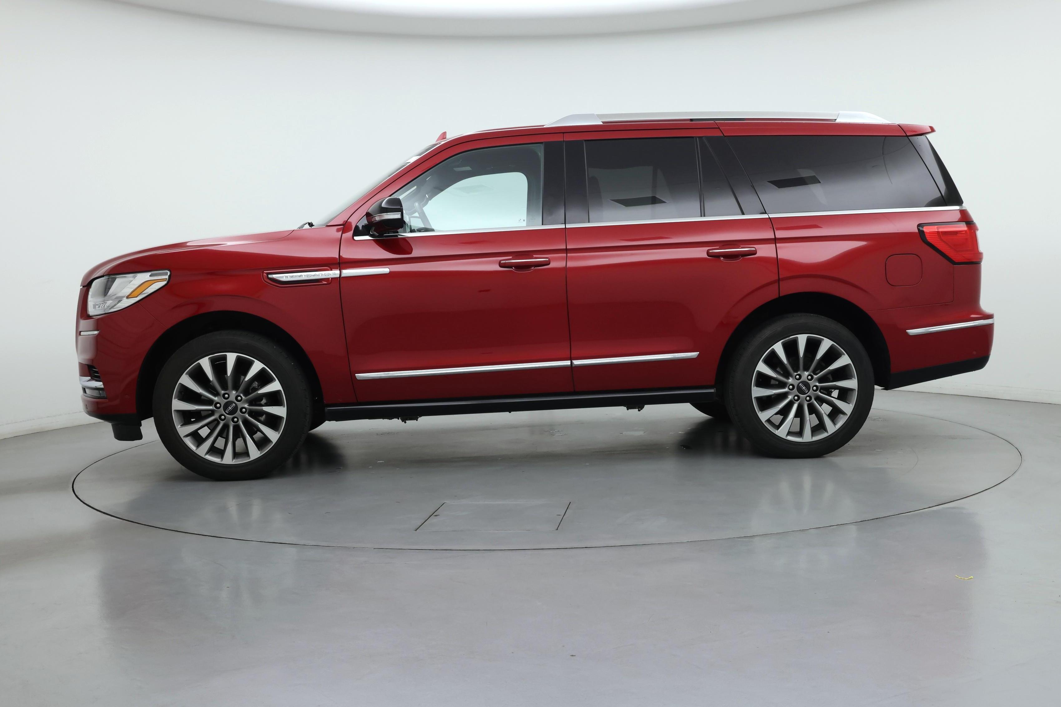 Thumbnail: 2020 Lincoln Navigator - 3