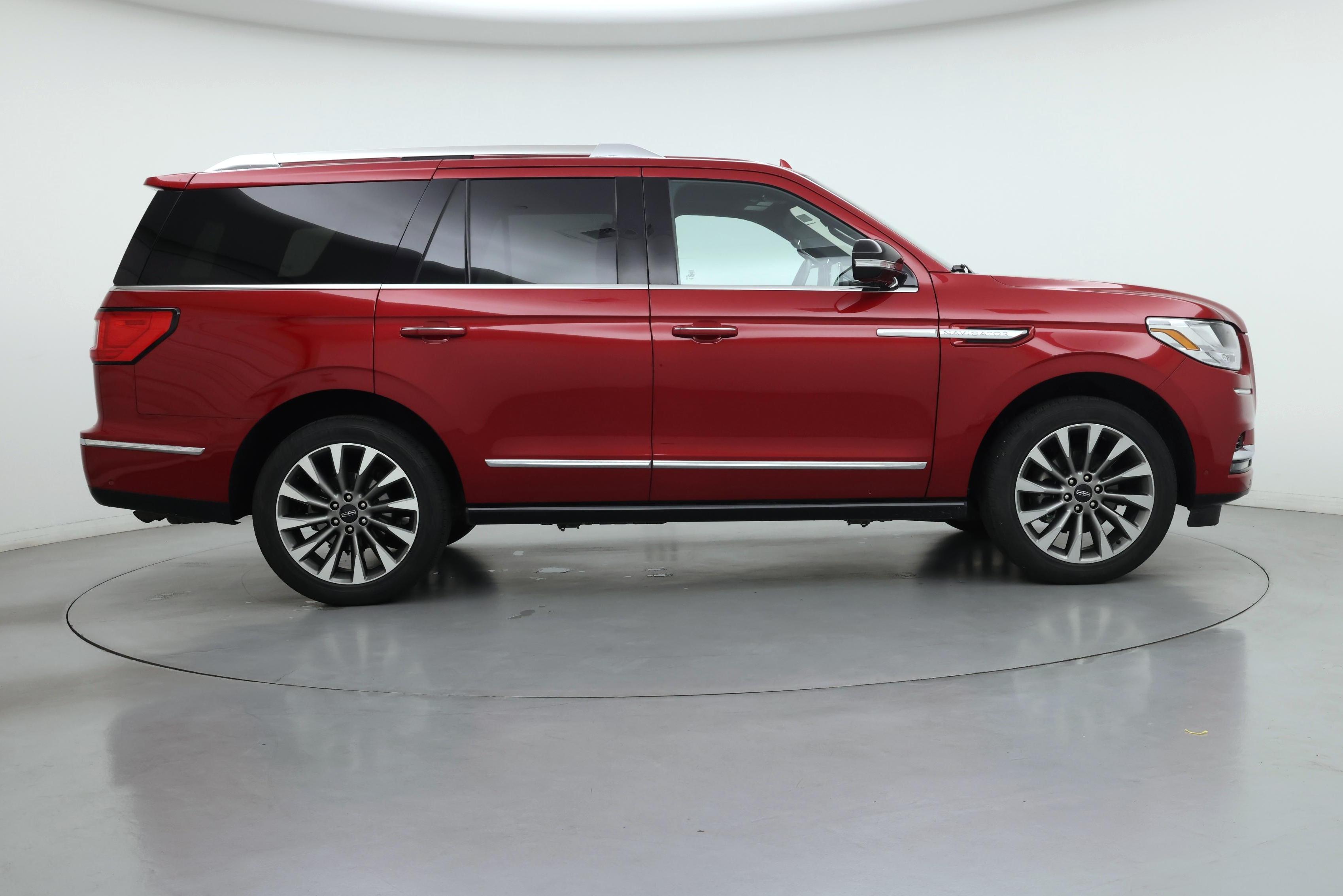 Thumbnail: 2020 Lincoln Navigator - 7