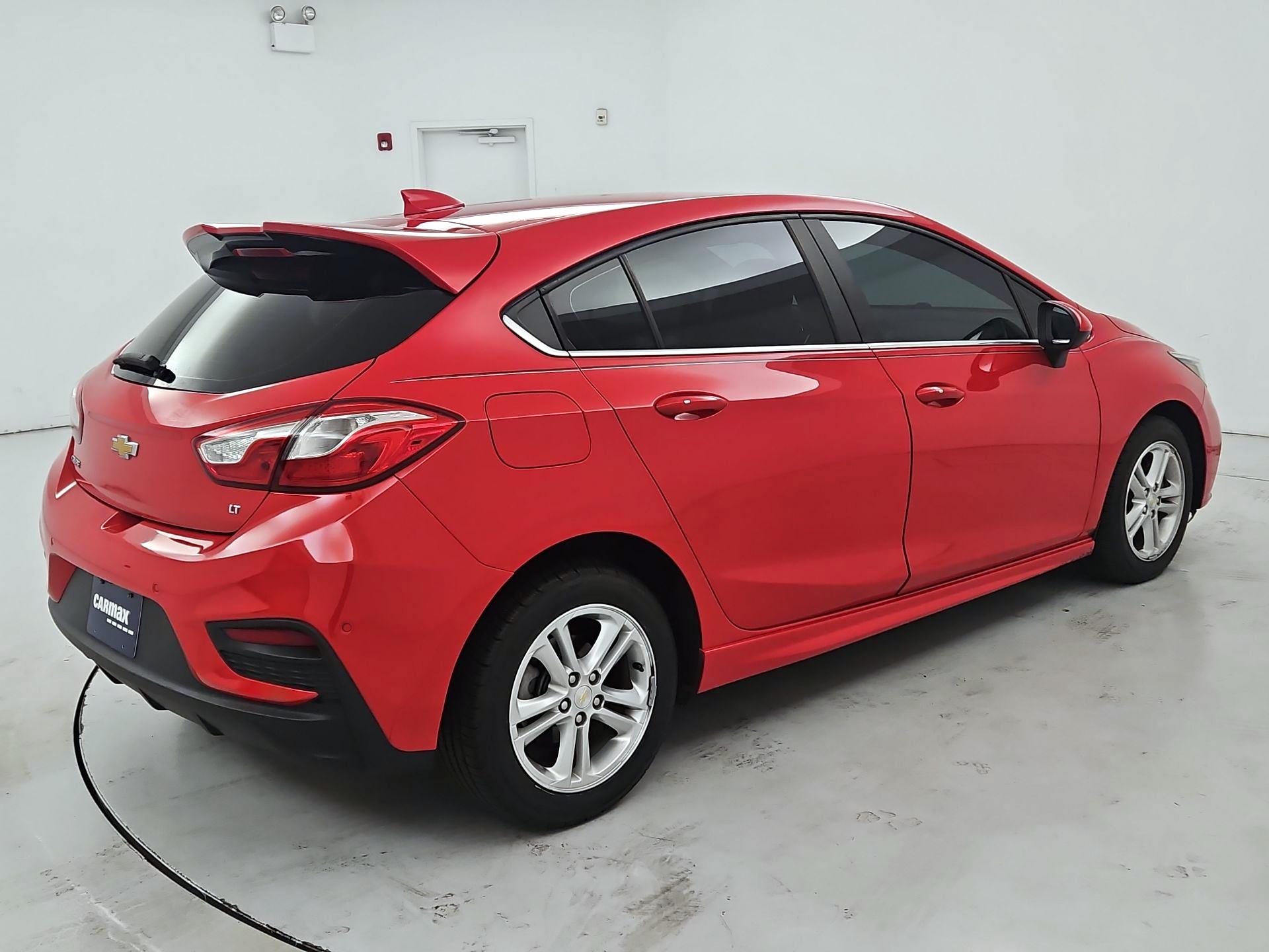 Thumbnail: 2018 Chevrolet Cruze - 5