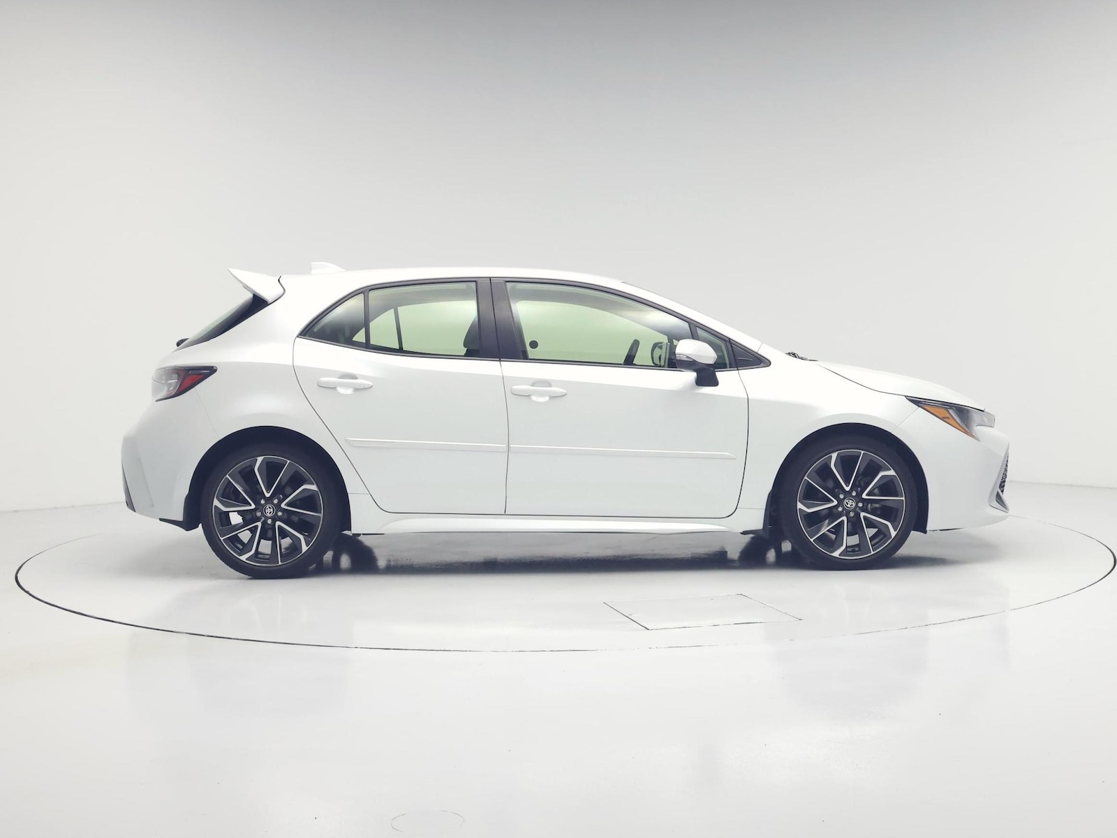 2022 Toyota Corolla Hatchback XSE - Photo 8