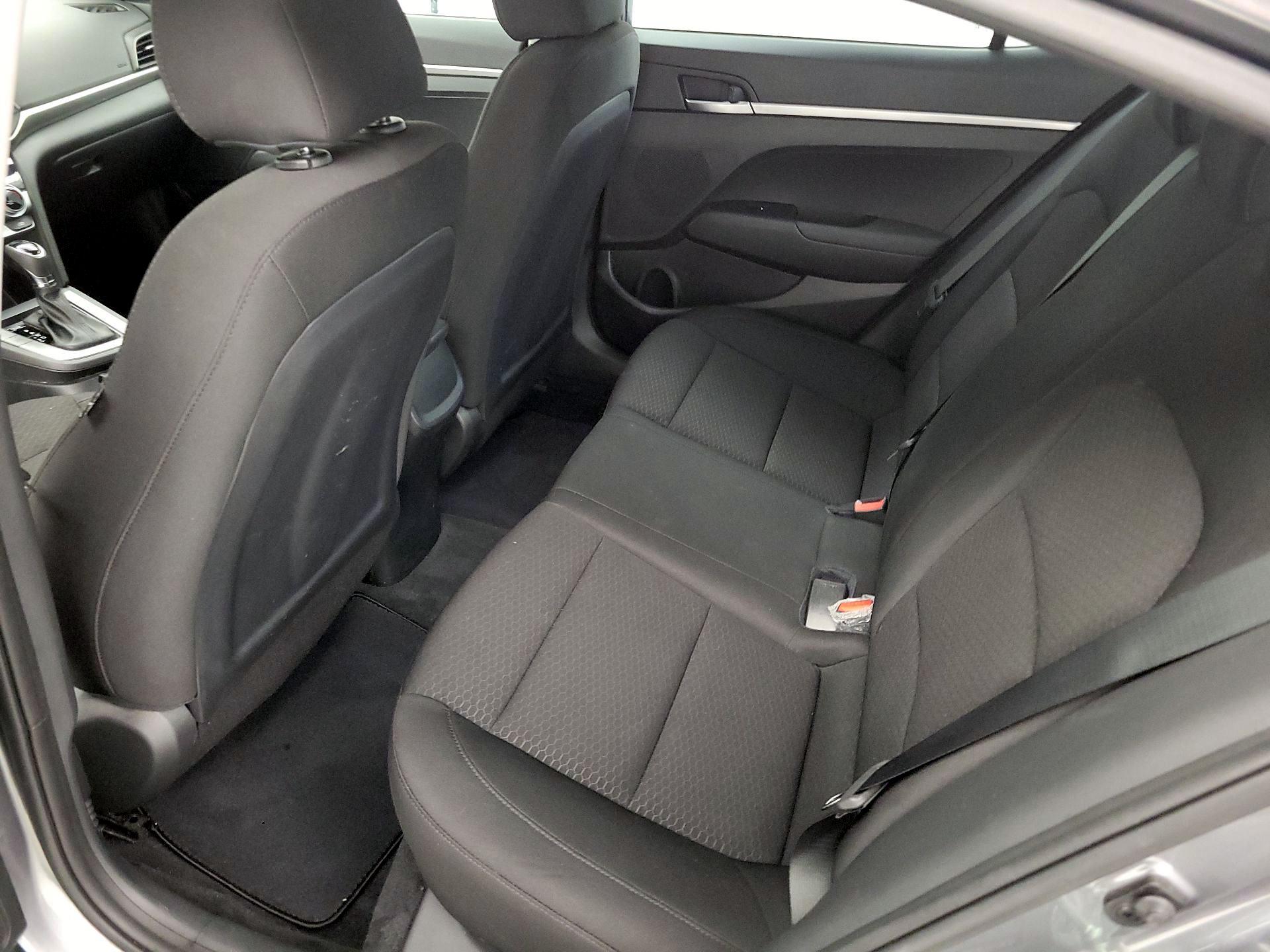 Thumbnail: 2019 Hyundai Elantra - 19