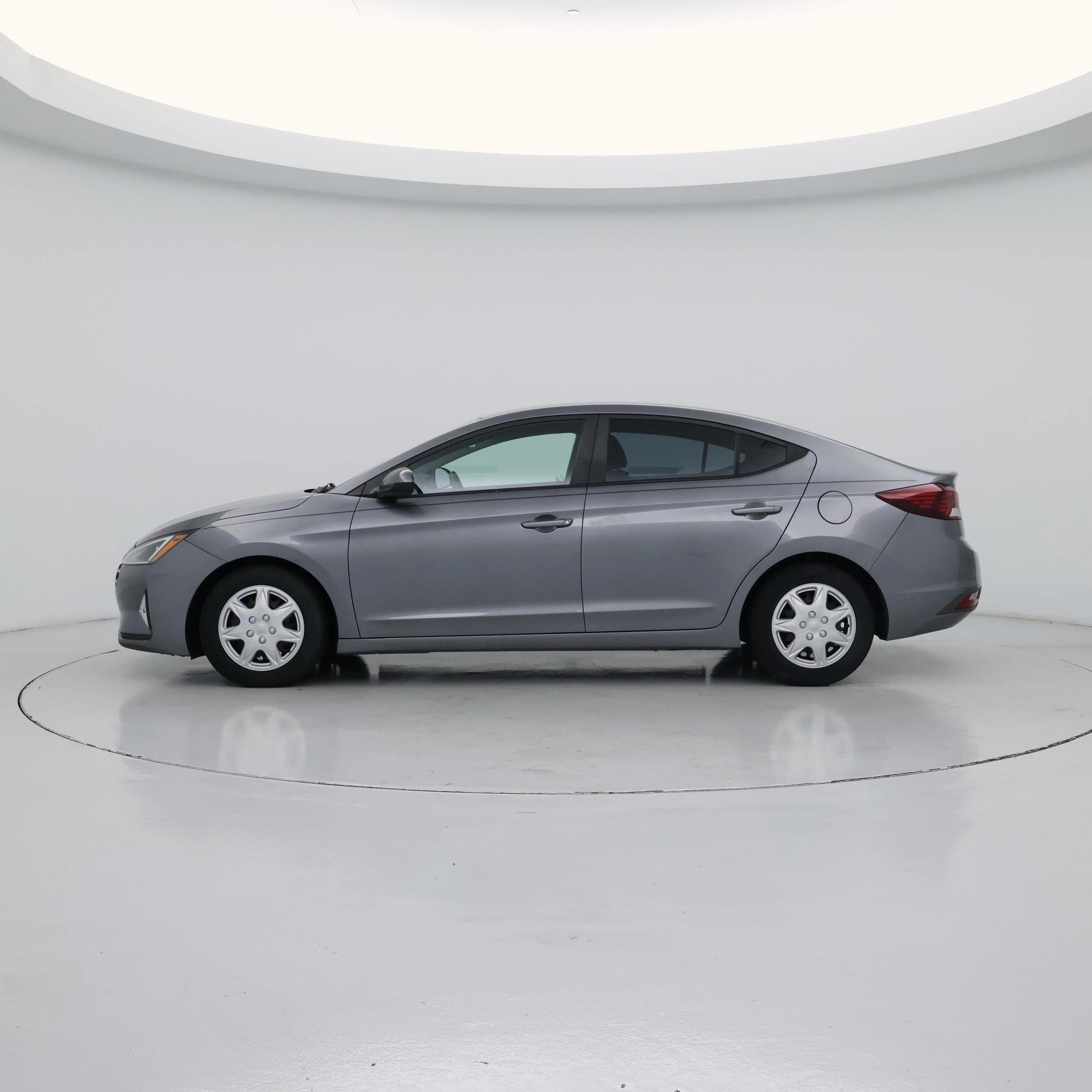 Thumbnail: 2019 Hyundai Elantra - 3