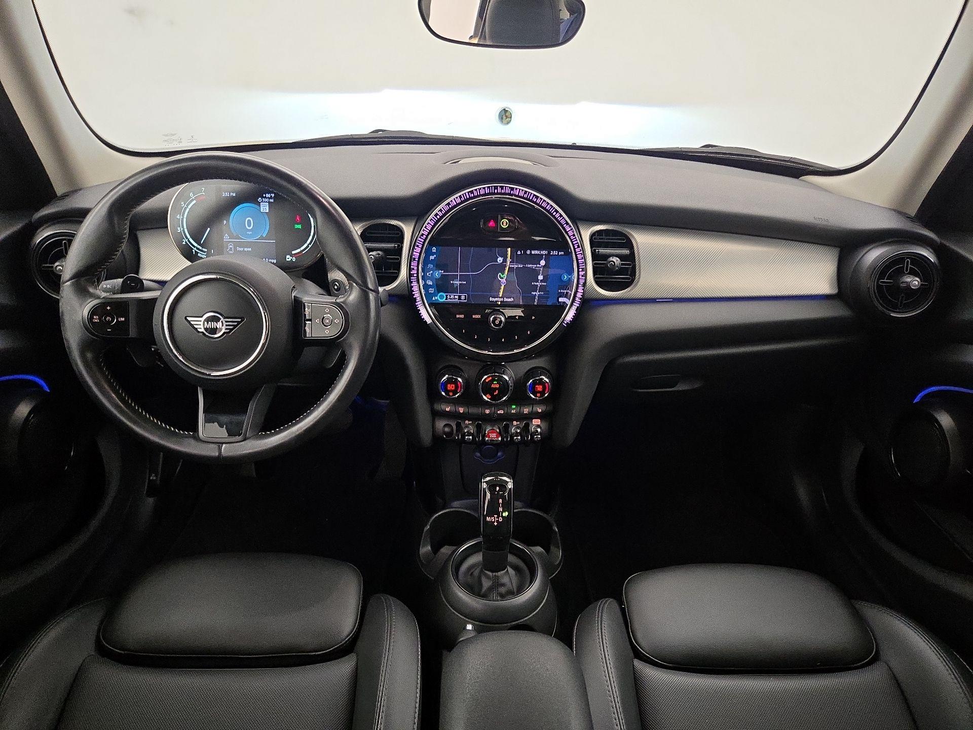 Thumbnail: 2022 MINI Cooper Hardtop - 9