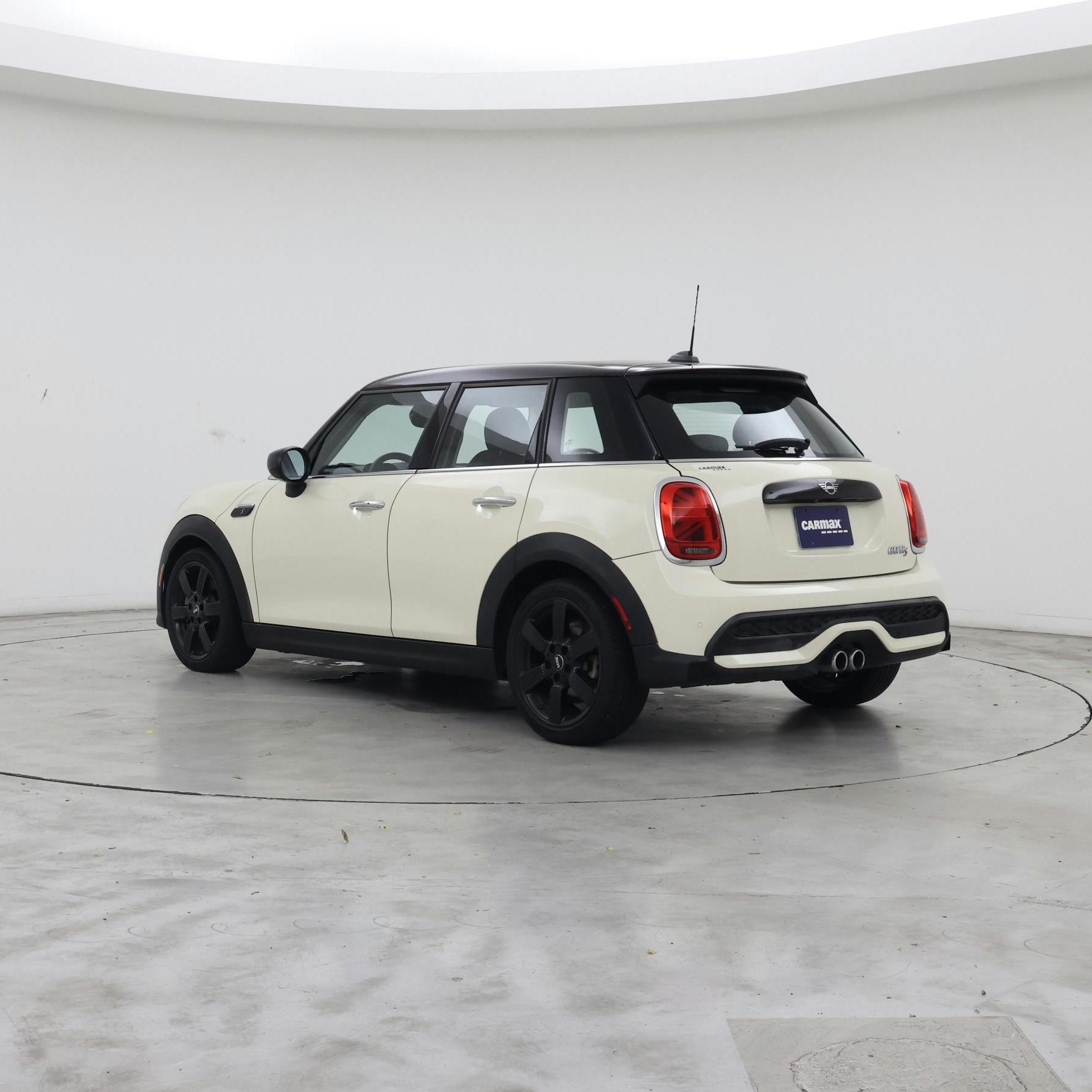 Thumbnail: 2022 MINI Cooper Hardtop - 2