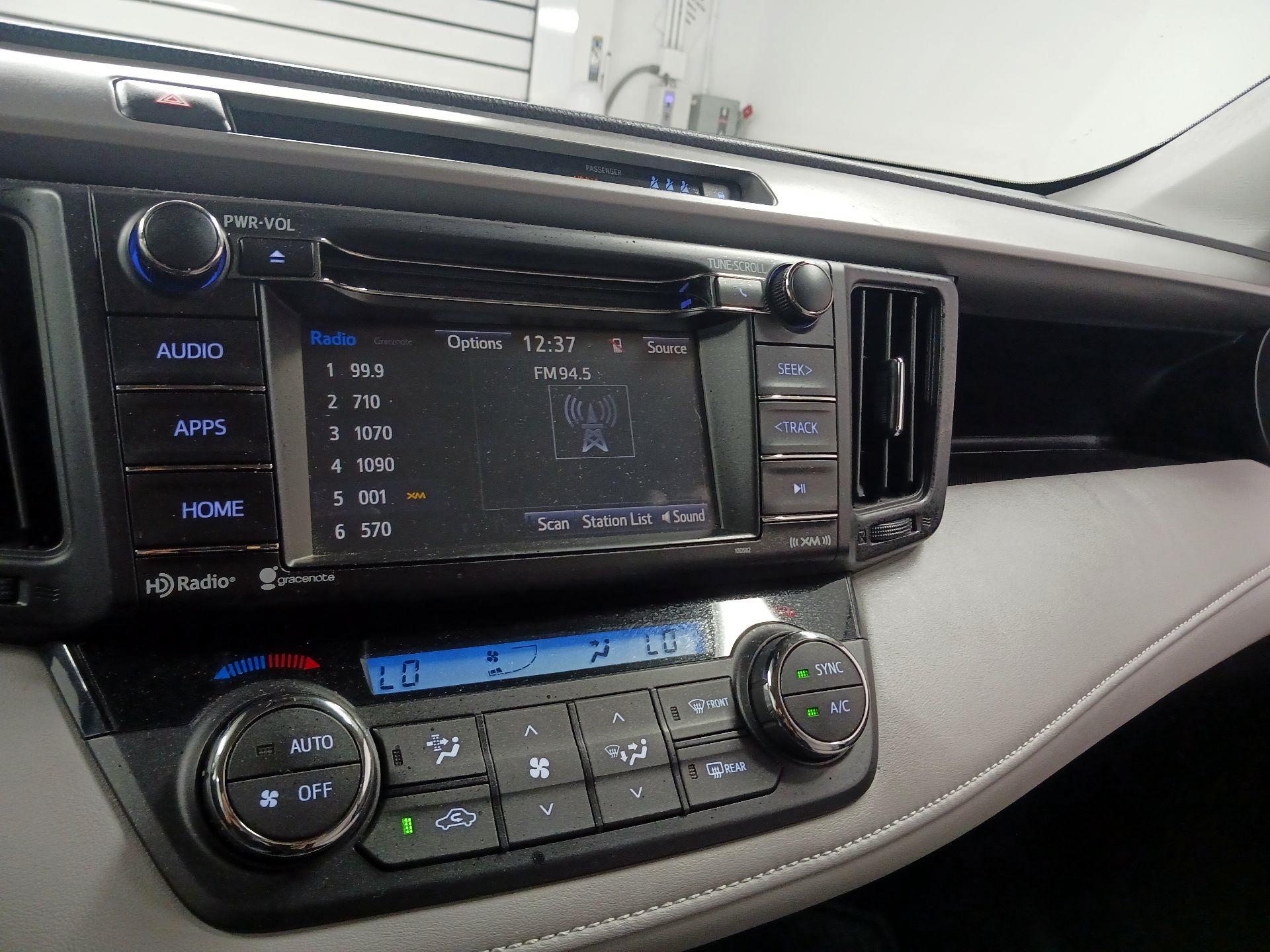 Thumbnail: 2017 Toyota RAV4 - 11
