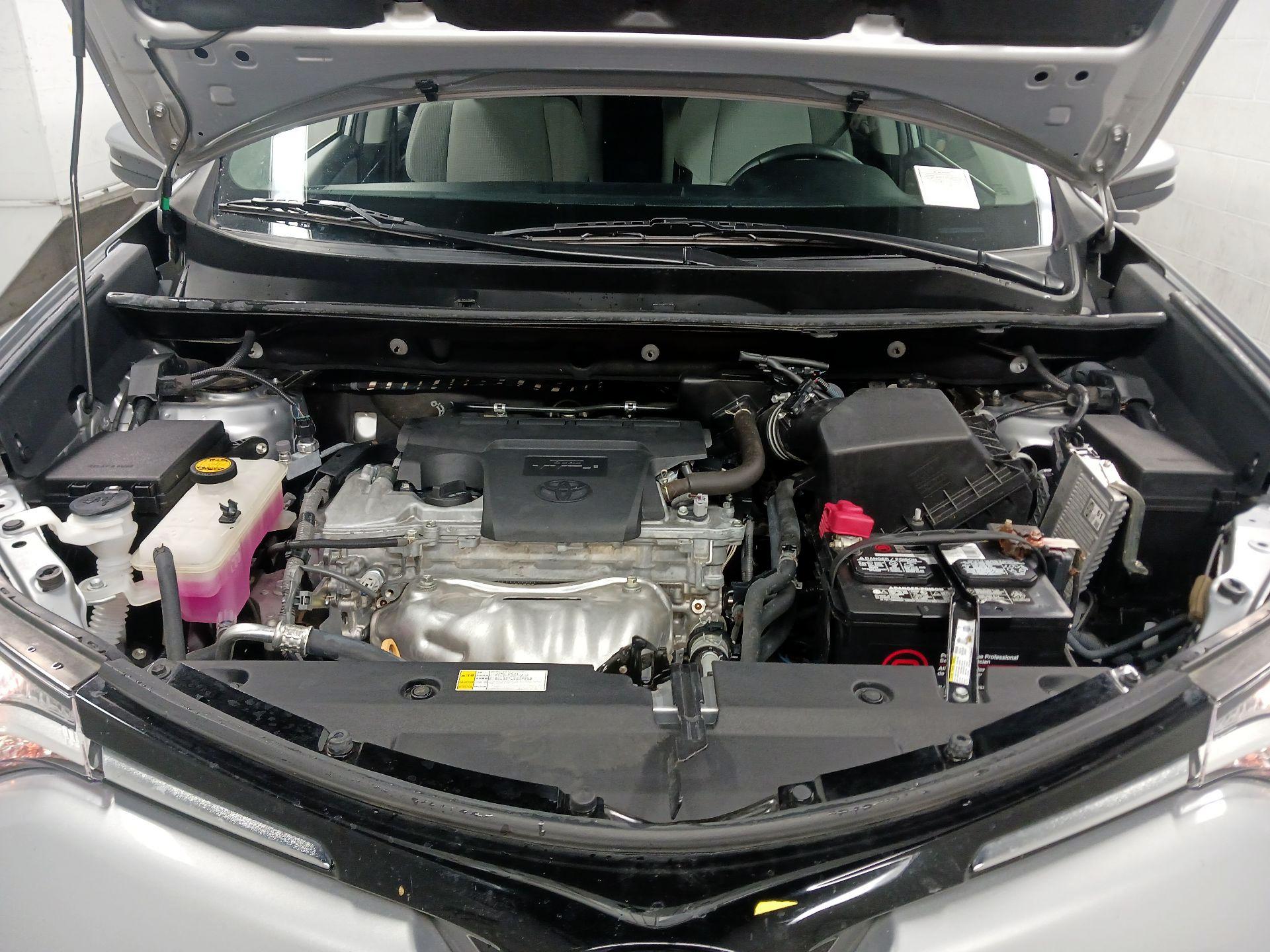 Thumbnail: 2017 Toyota RAV4 - 16