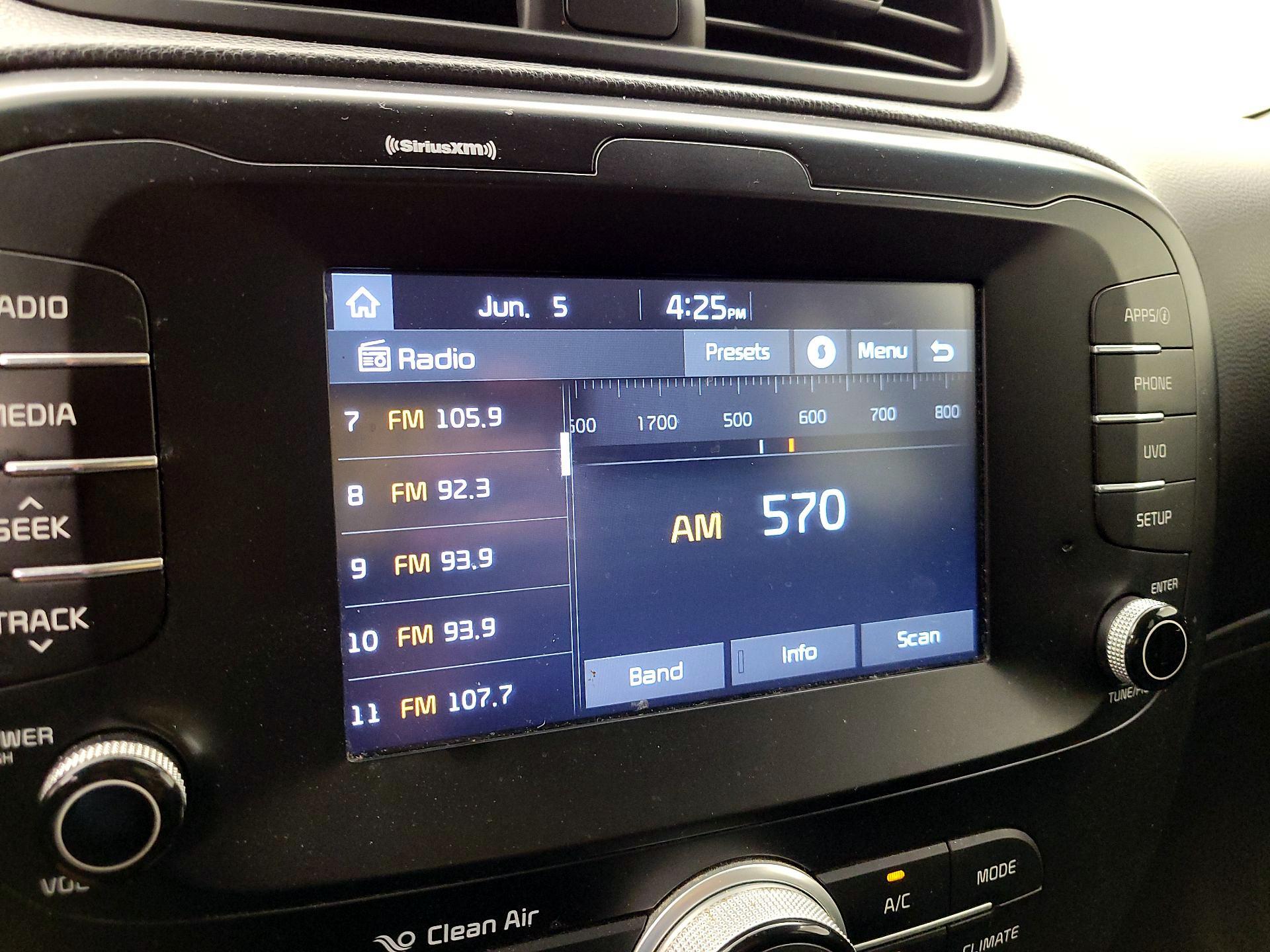Thumbnail: 2018 Kia Soul - 15