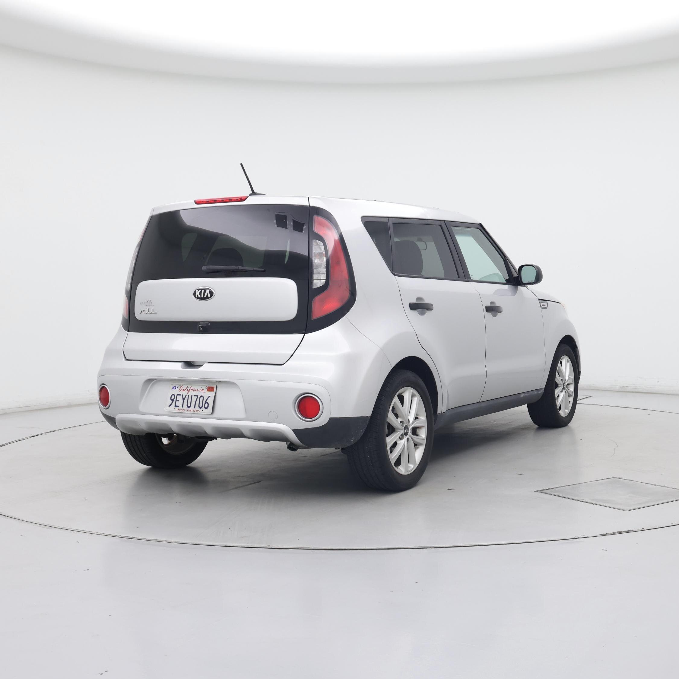 Thumbnail: 2018 Kia Soul - 8