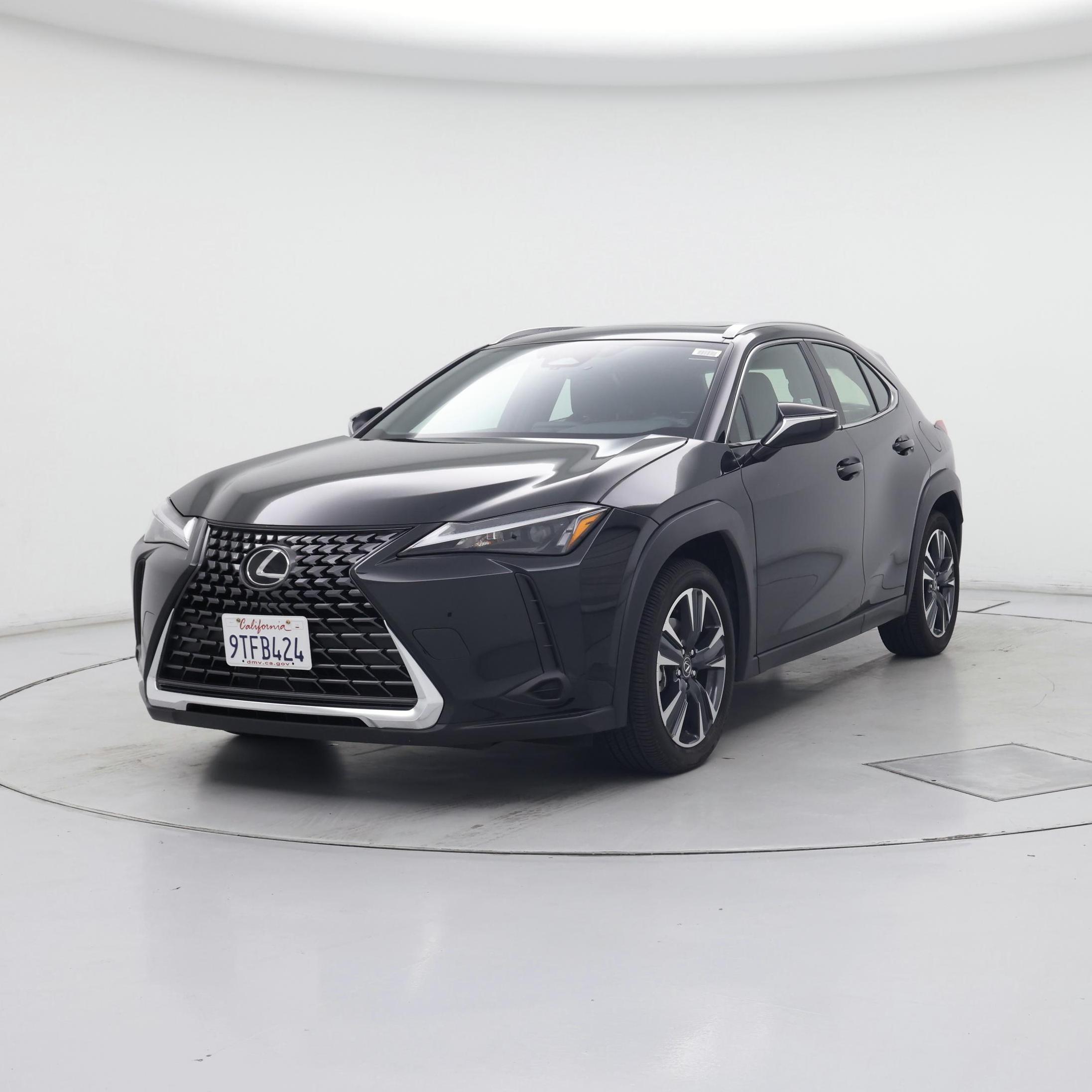 Thumbnail: 2025 Lexus UX - 4