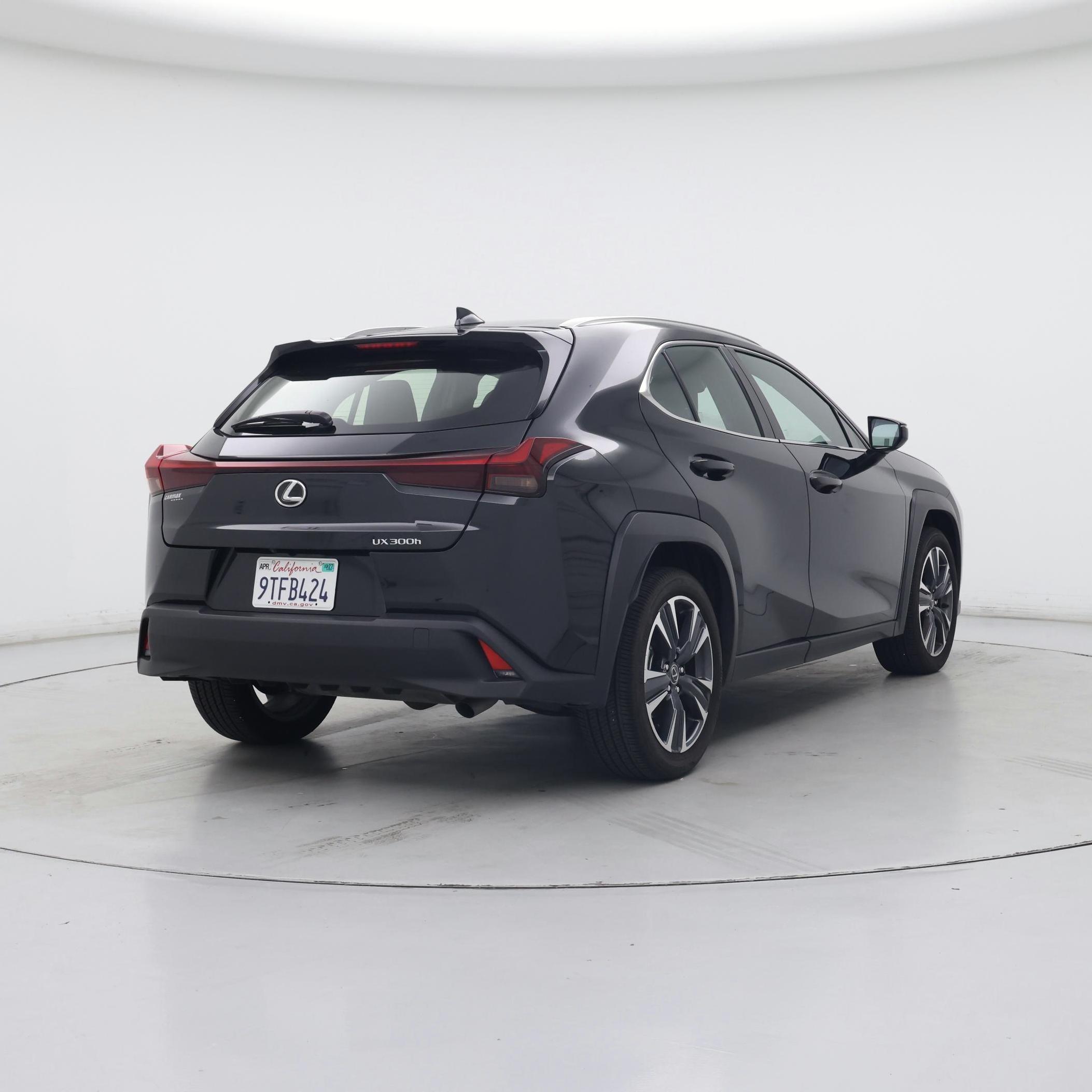 Thumbnail: 2025 Lexus UX - 8