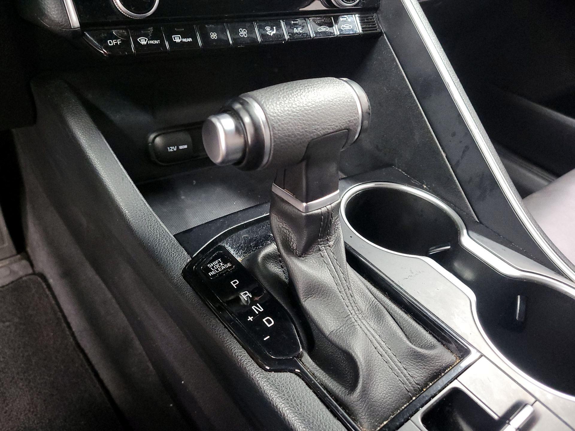Thumbnail: 2022 Kia K5 - 16