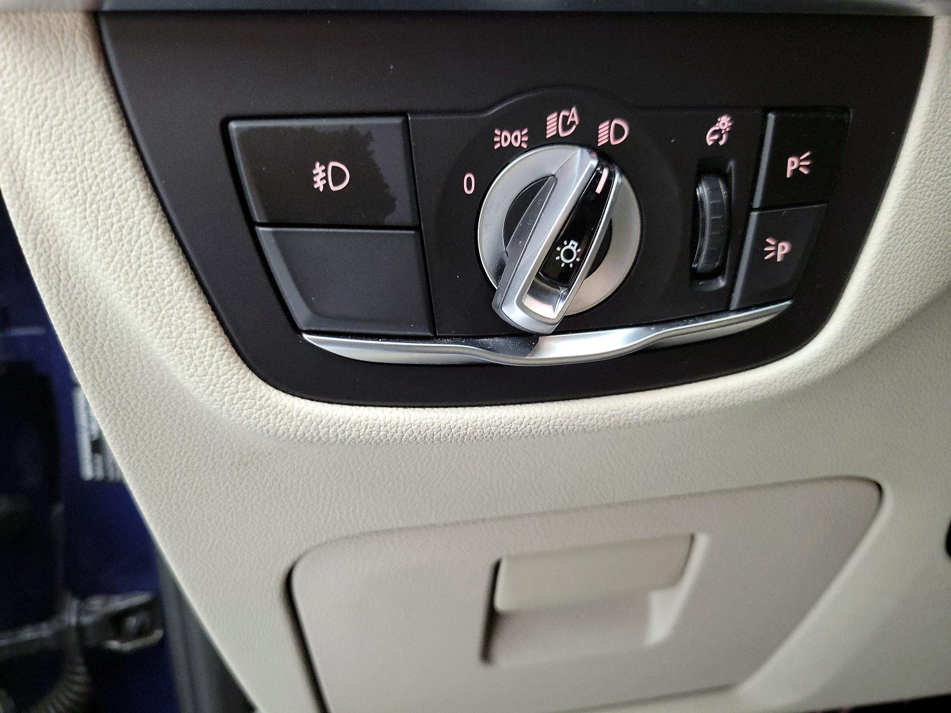 Thumbnail: 2019 BMW X3 - 13